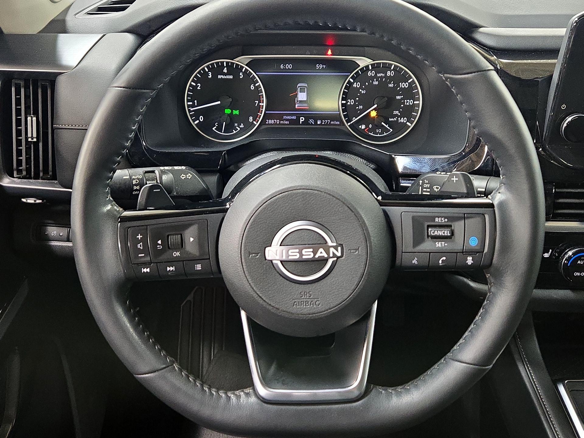 Thumbnail: 2023 Nissan Pathfinder - 10