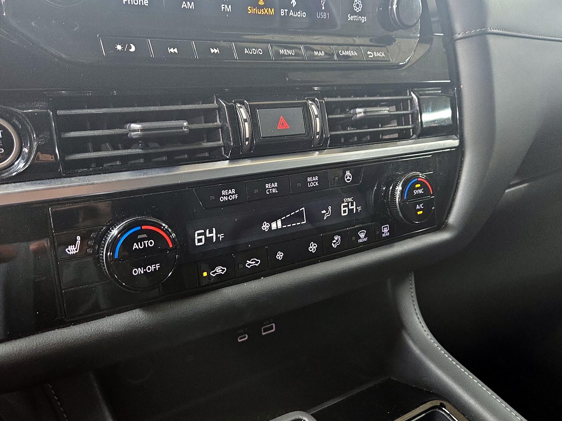 Thumbnail: 2023 Nissan Pathfinder - 17