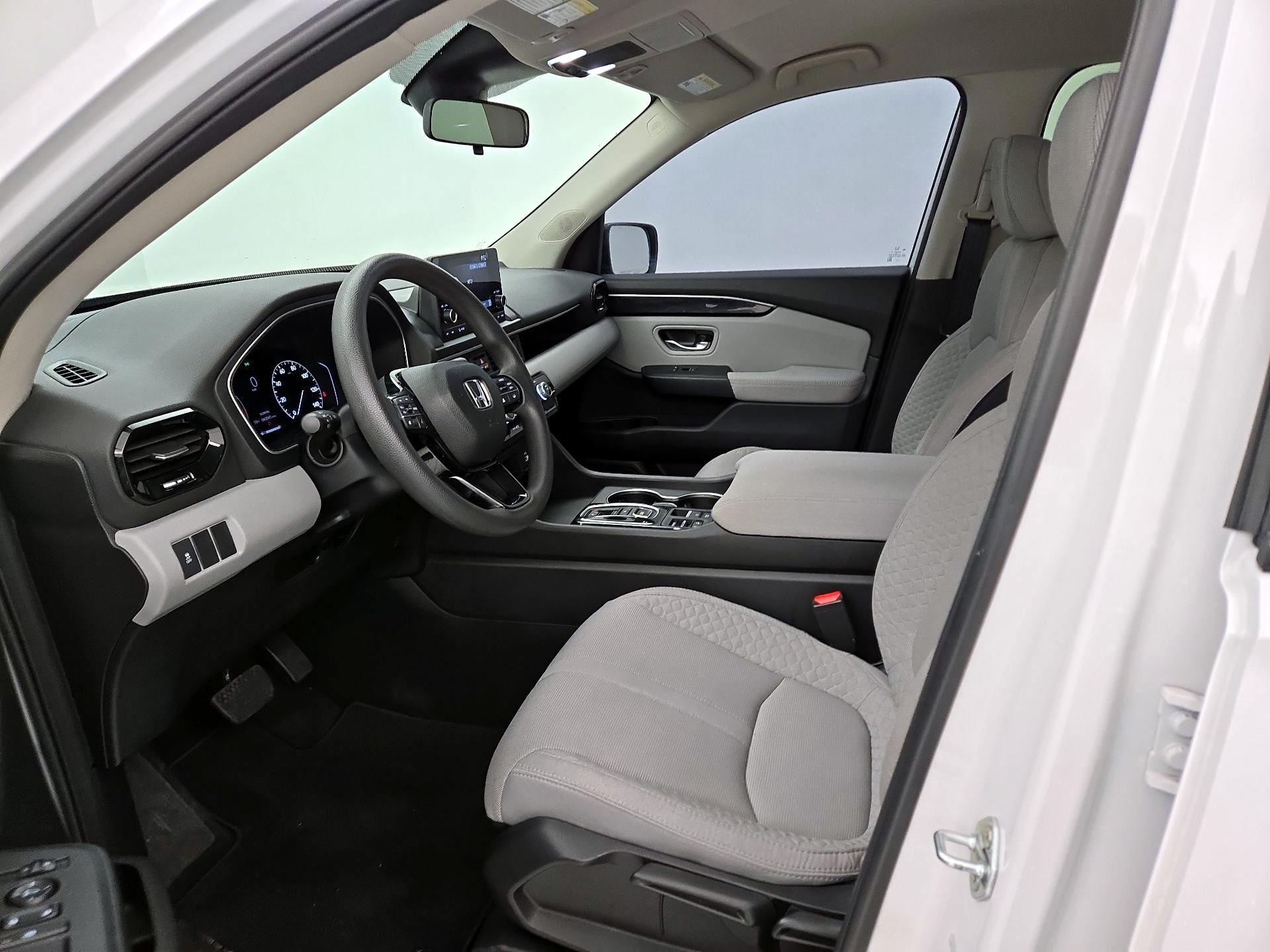 Thumbnail: 2023 Honda Pilot - 11