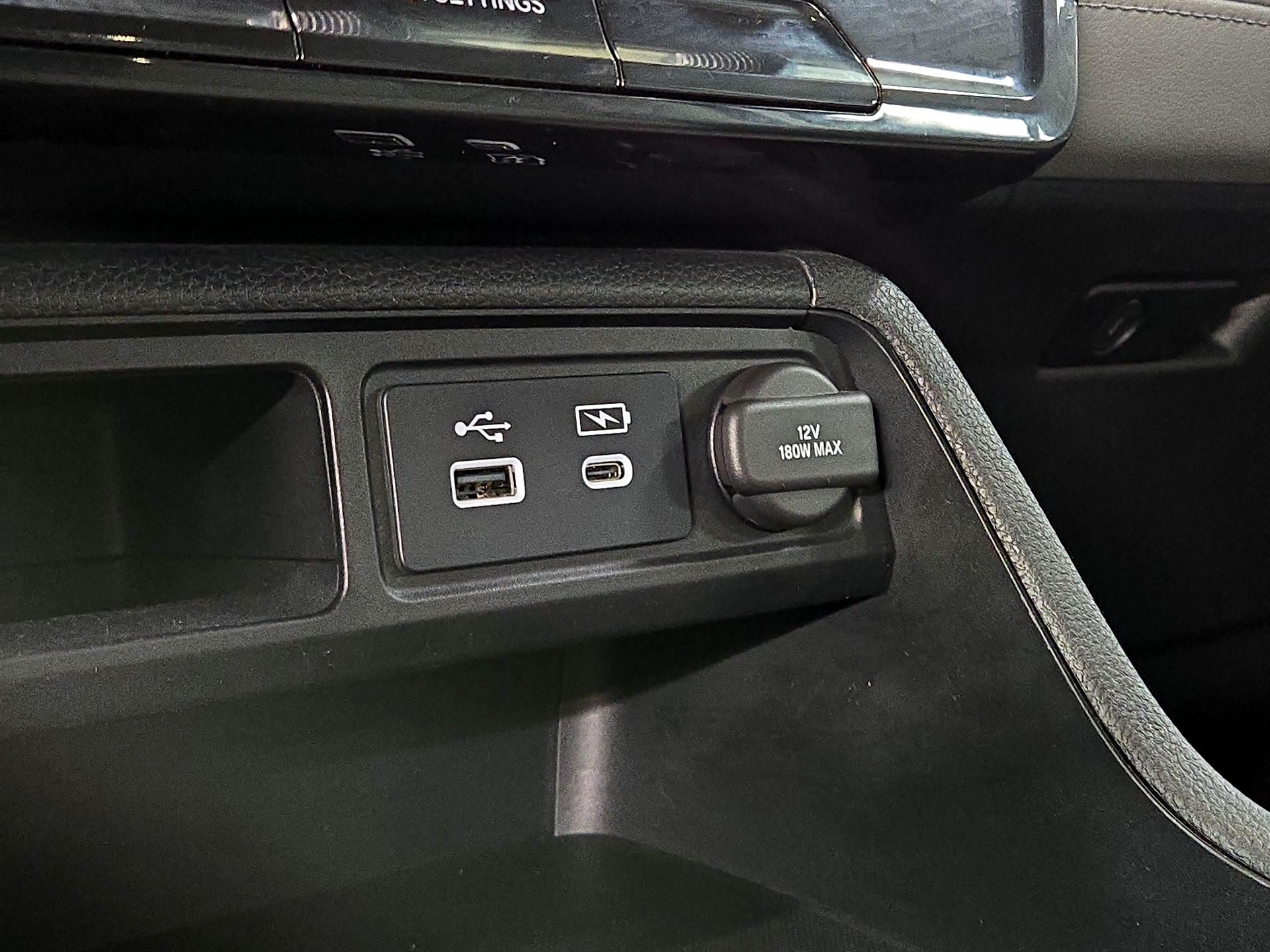 Thumbnail: 2023 Honda Pilot - 18