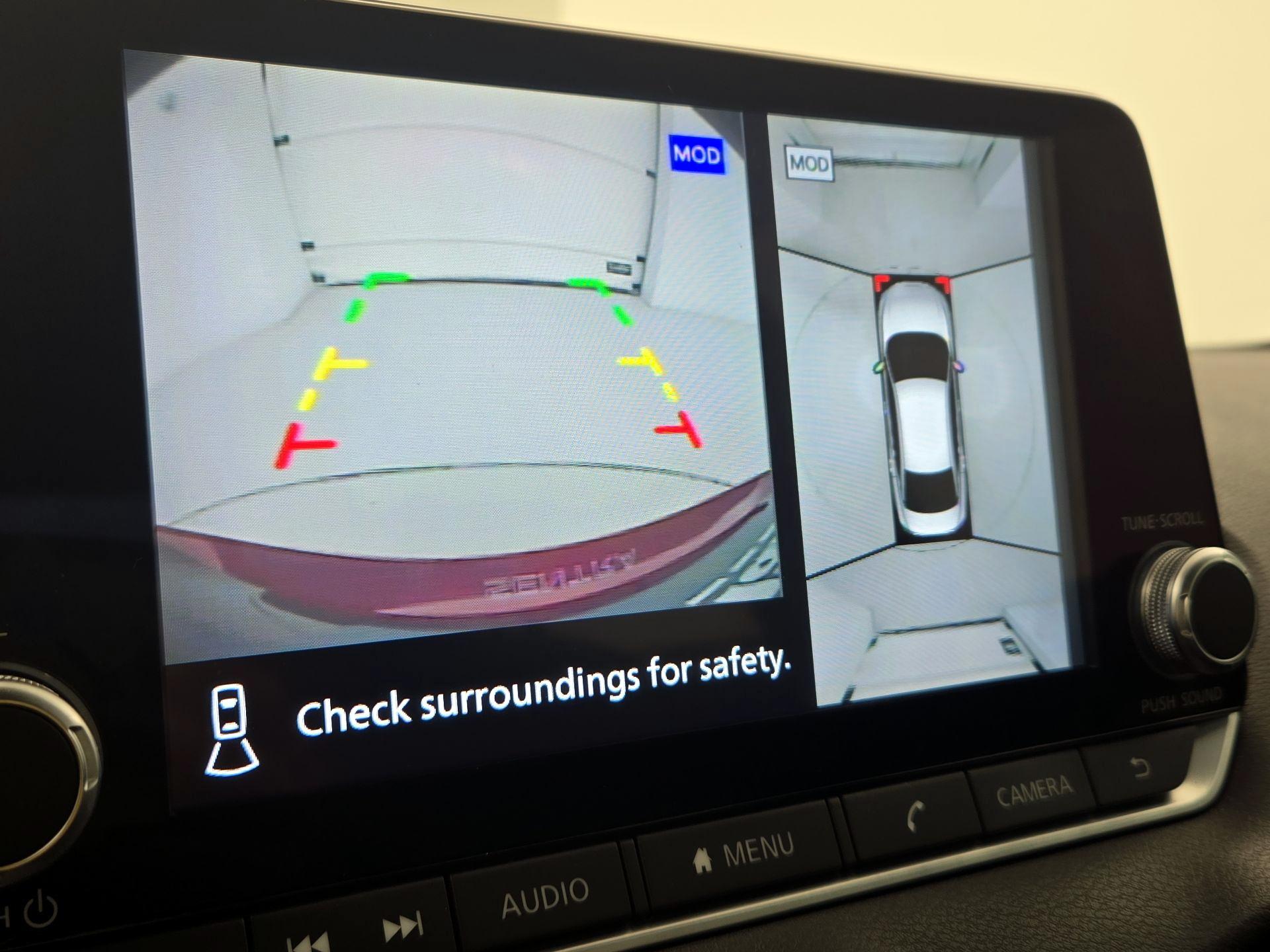 Thumbnail: 2022 Nissan Sentra - 14