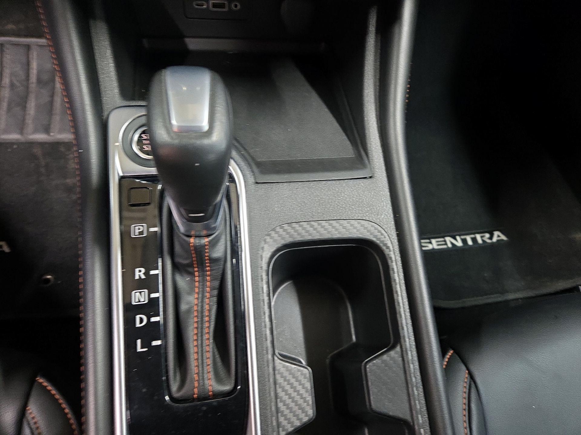 Thumbnail: 2022 Nissan Sentra - 17