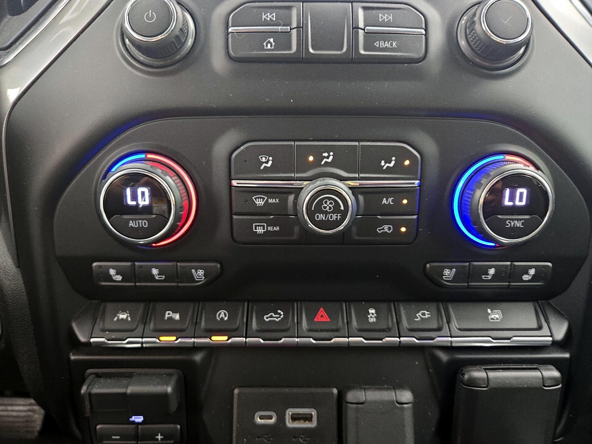 Thumbnail: 2020 Chevrolet Silverado 1500 - 17