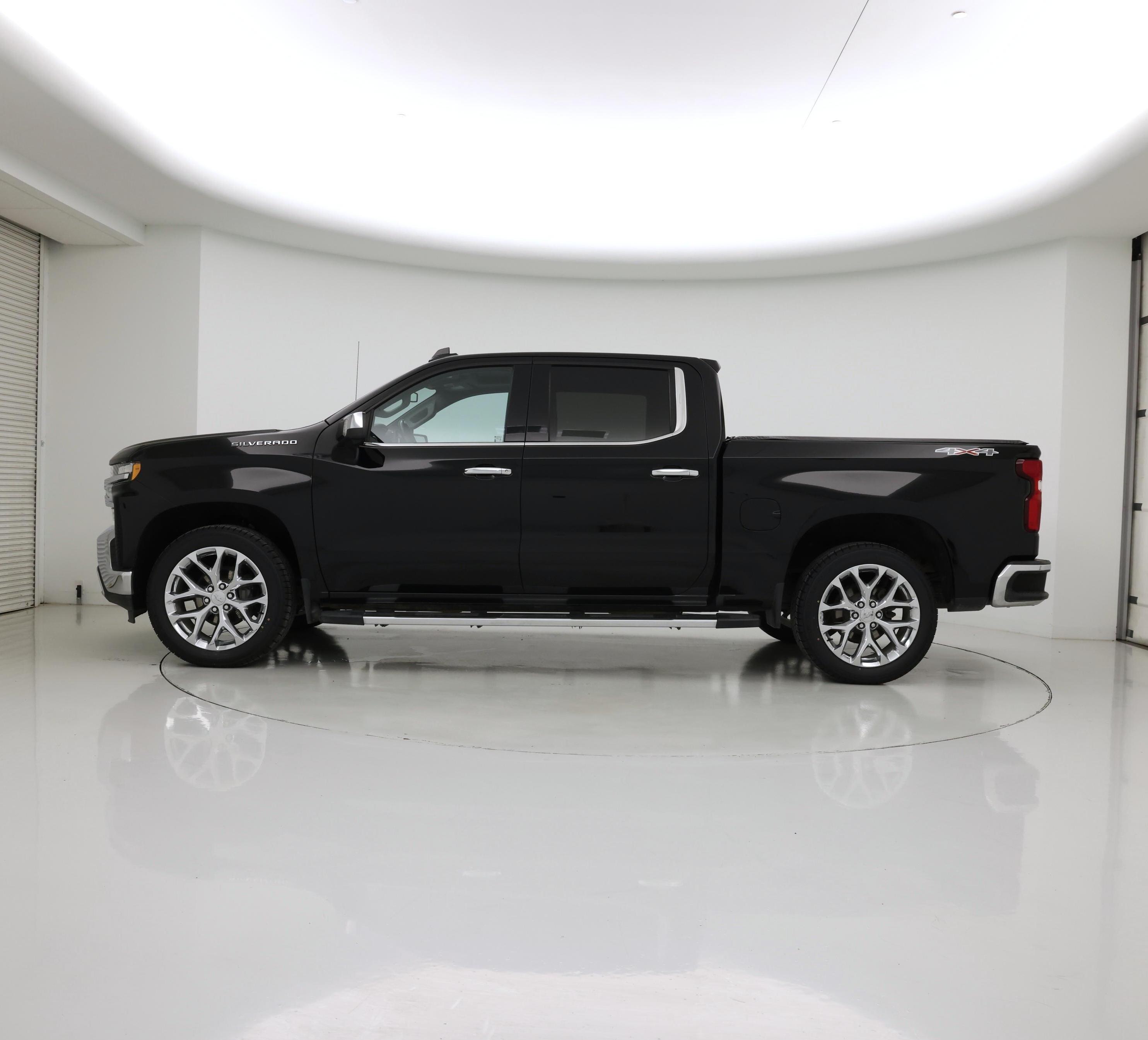 Thumbnail: 2020 Chevrolet Silverado 1500 - 3