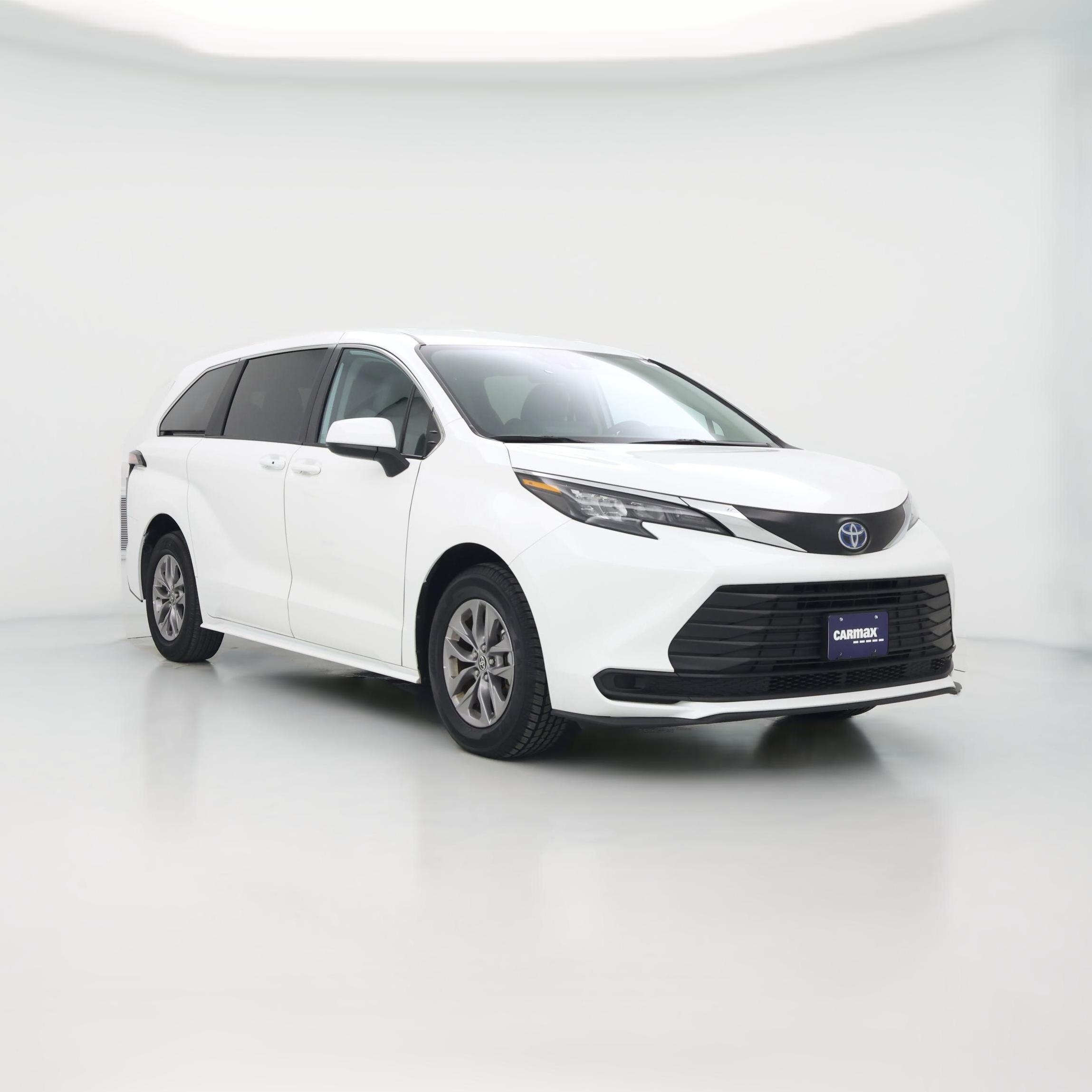 Thumbnail: 2024 Toyota Sienna - 1