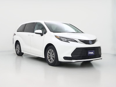 2024 Toyota Sienna Hybrid LE