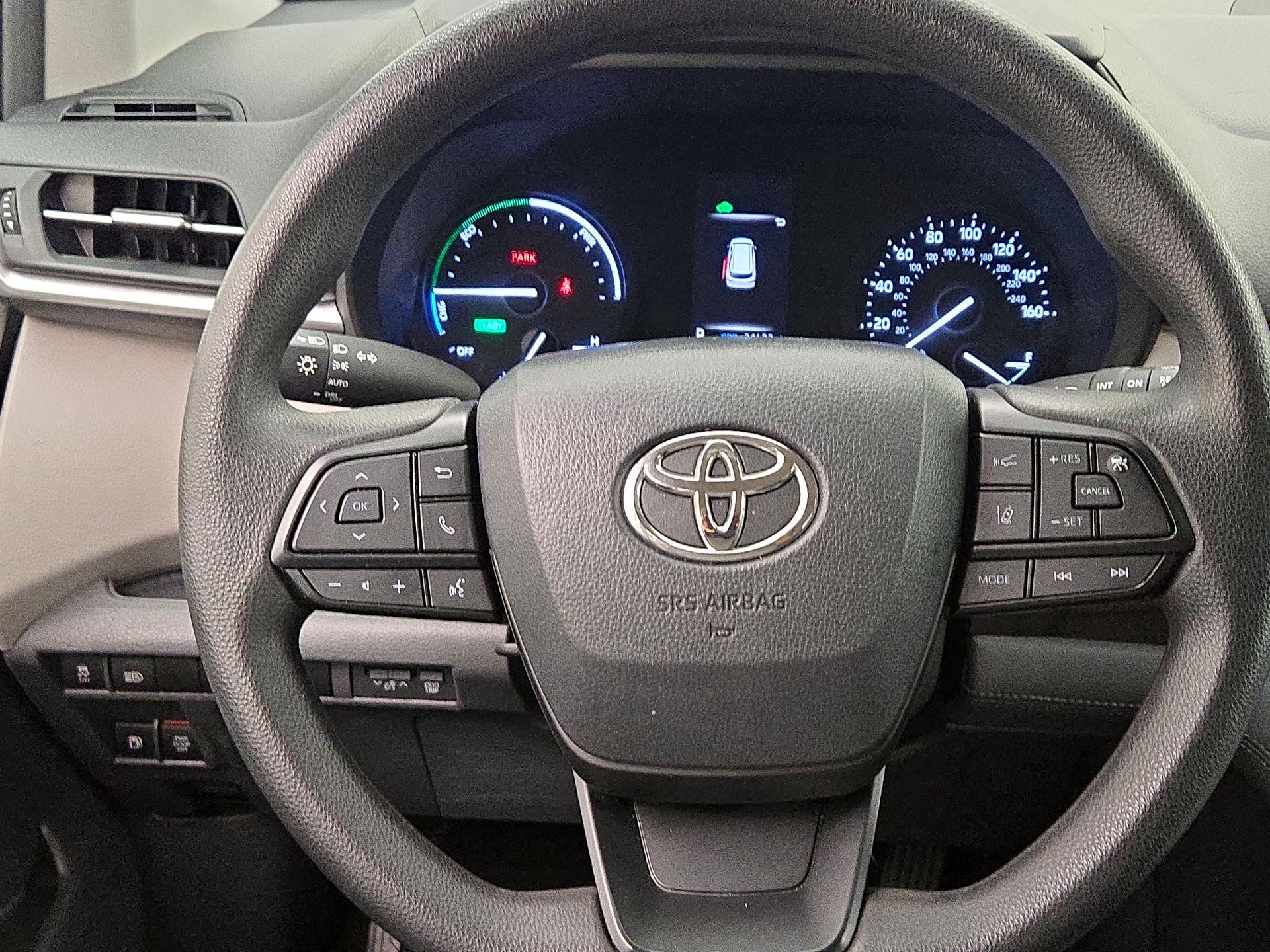 Thumbnail: 2024 Toyota Sienna - 10