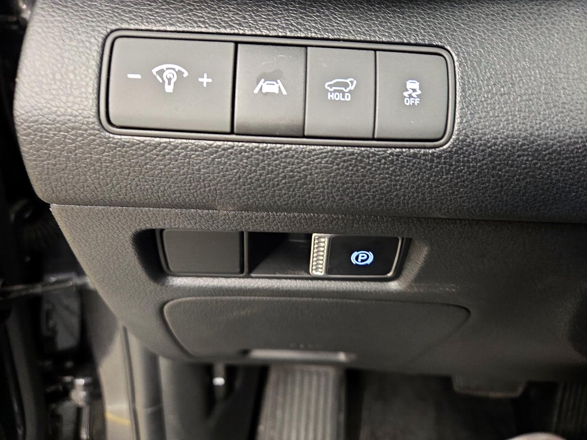 Thumbnail: 2023 Hyundai Santa Fe - 13