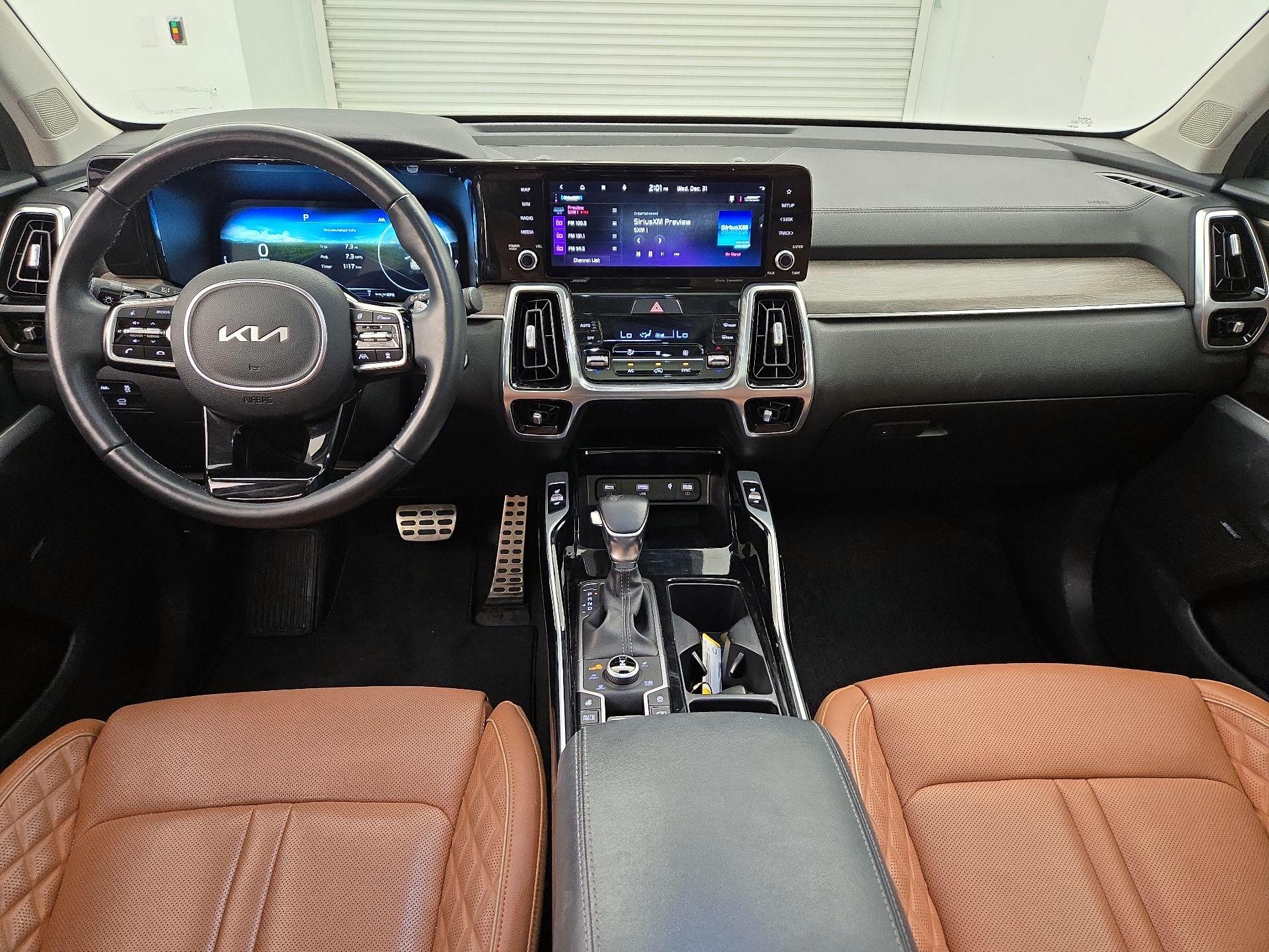 Thumbnail: 2023 Kia Sorento - 9