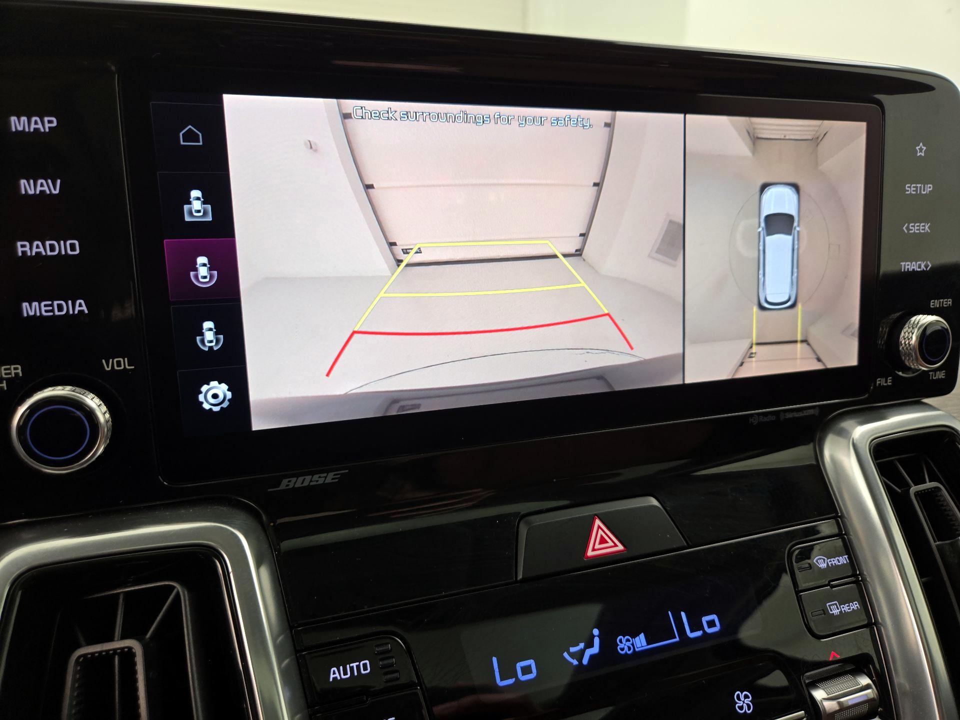 Thumbnail: 2023 Kia Sorento - 14