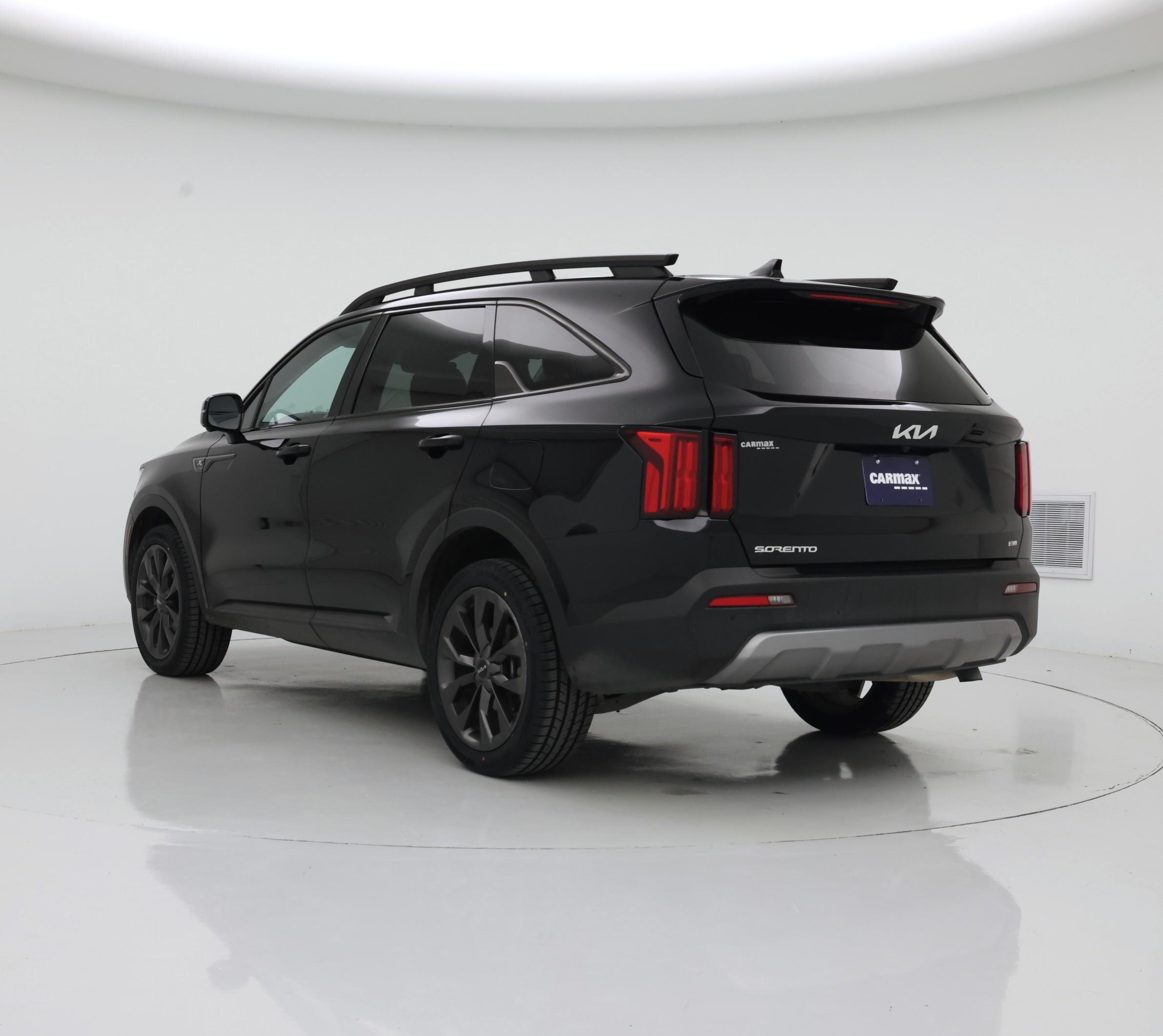 Thumbnail: 2023 Kia Sorento - 2