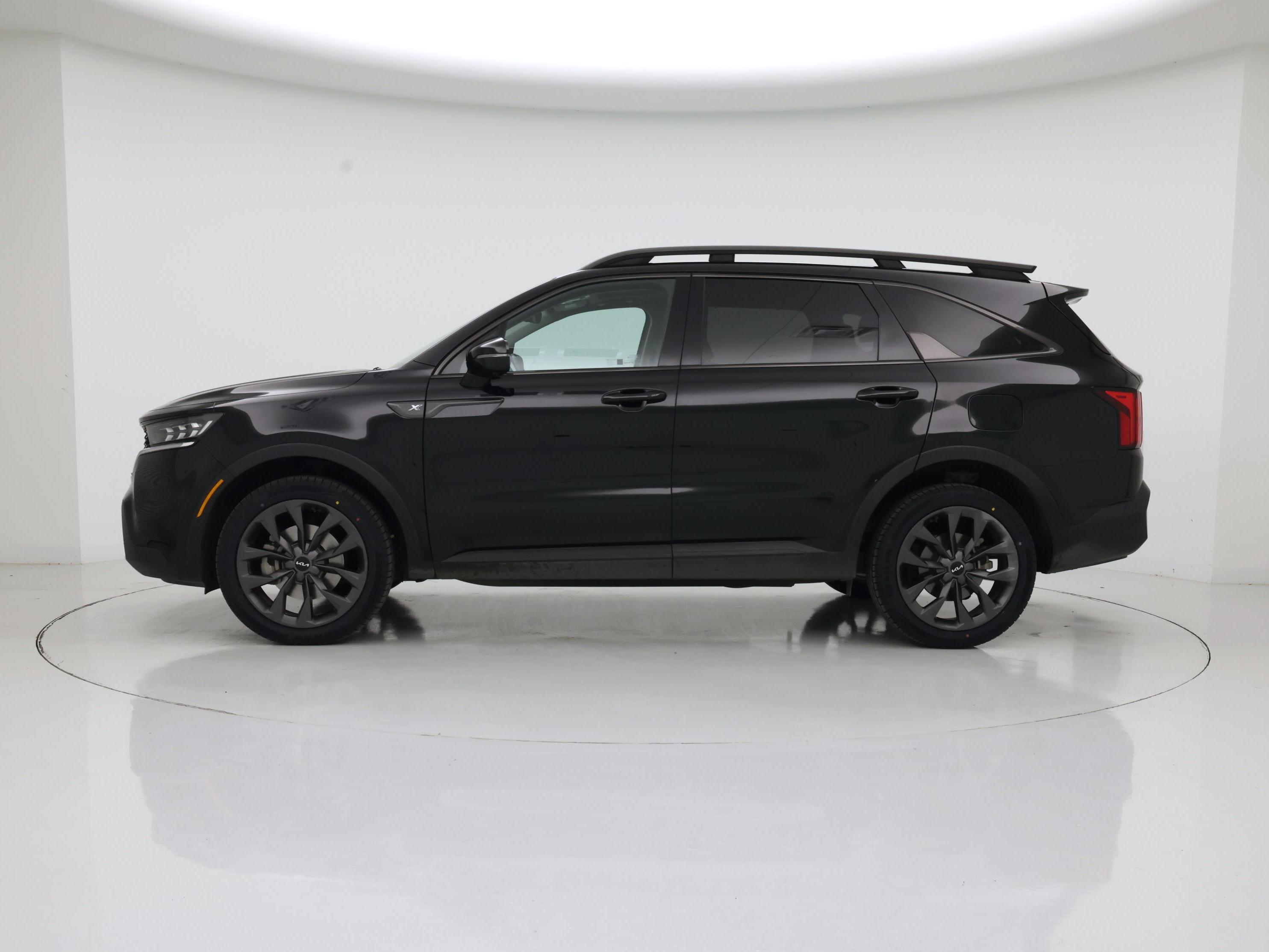 Thumbnail: 2023 Kia Sorento - 3