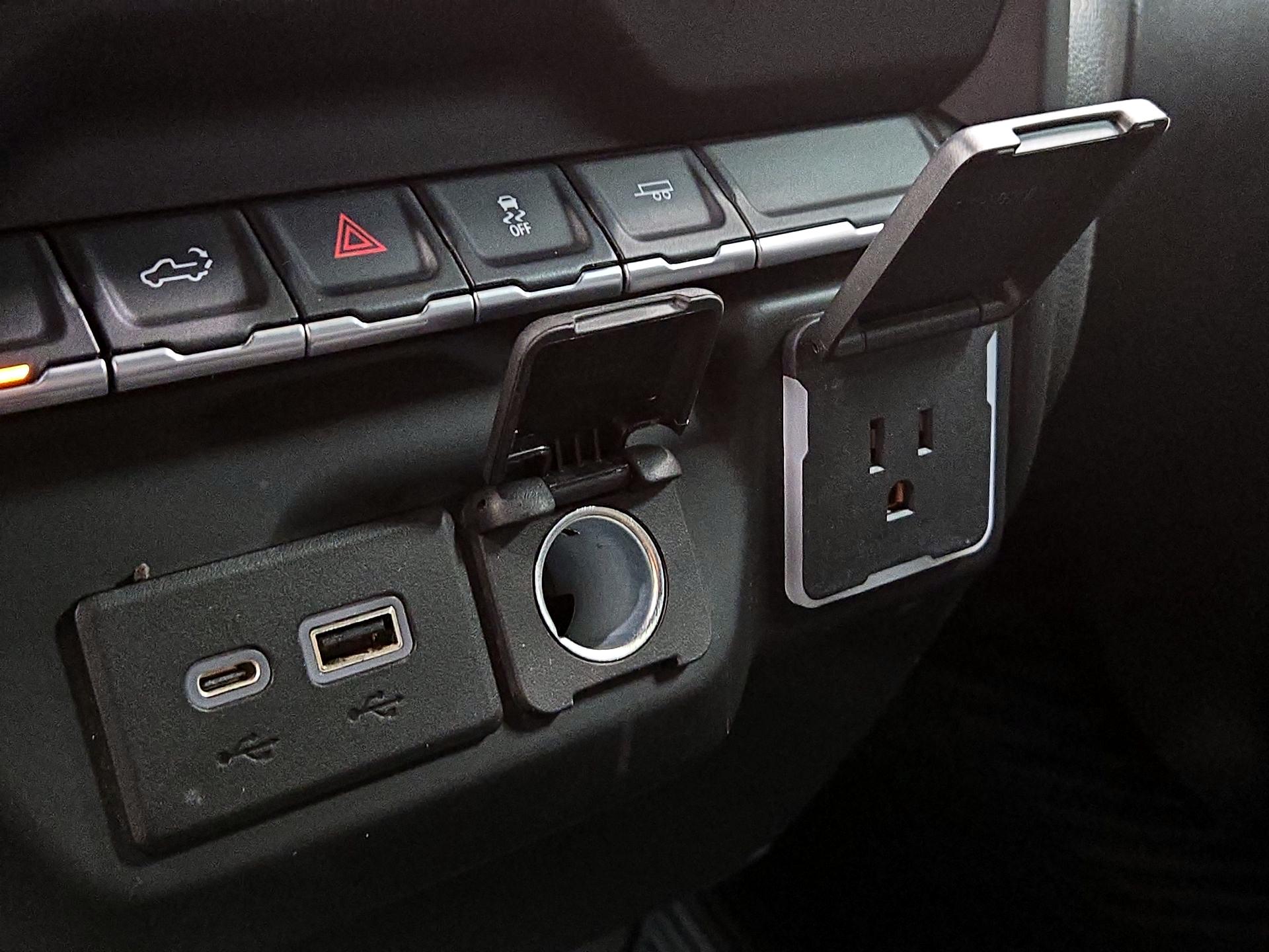 Thumbnail: 2022 Chevrolet Silverado 1500 - 18