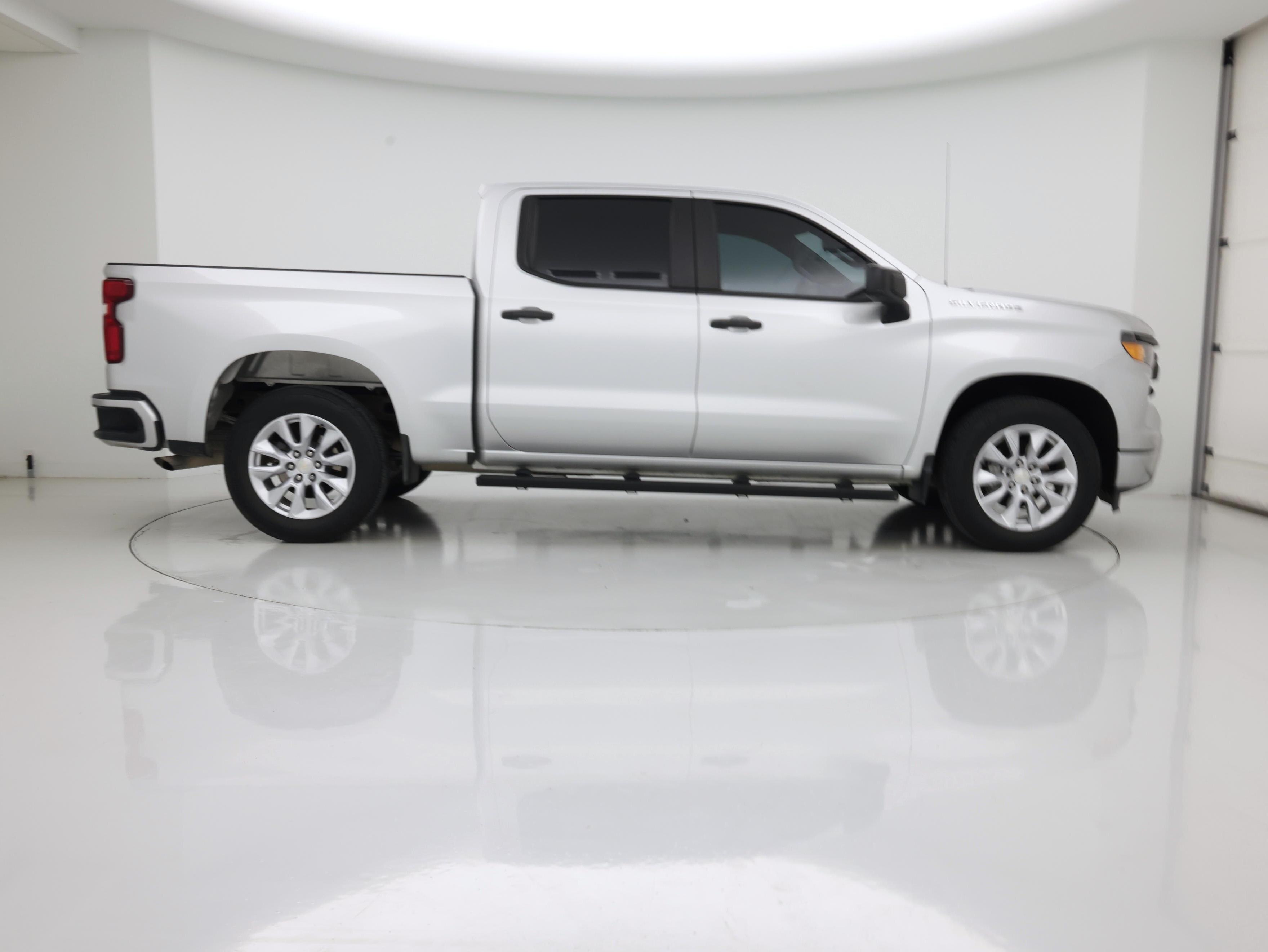 Thumbnail: 2022 Chevrolet Silverado 1500 - 7