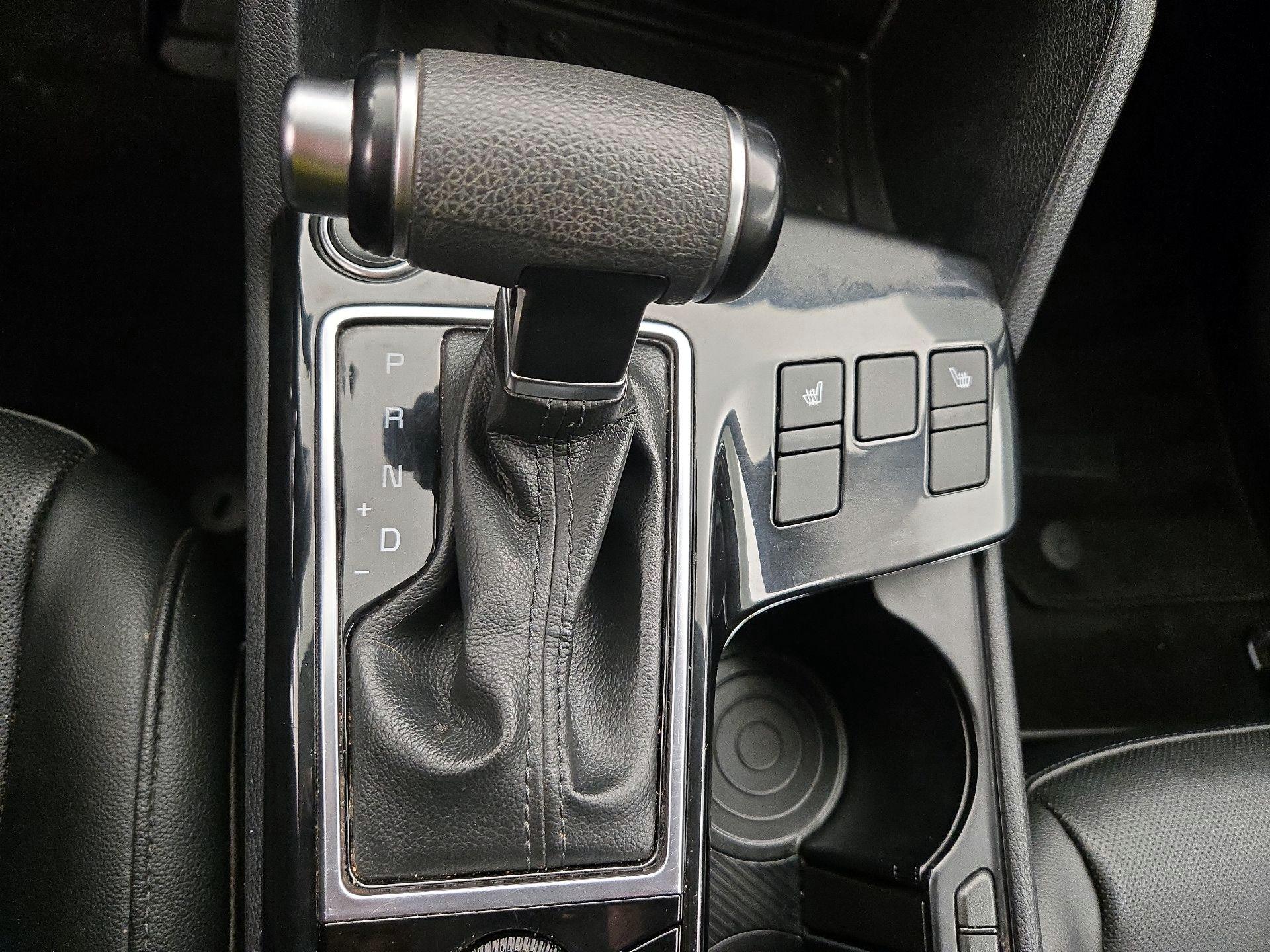 Thumbnail: 2023 Kia Sportage - 18