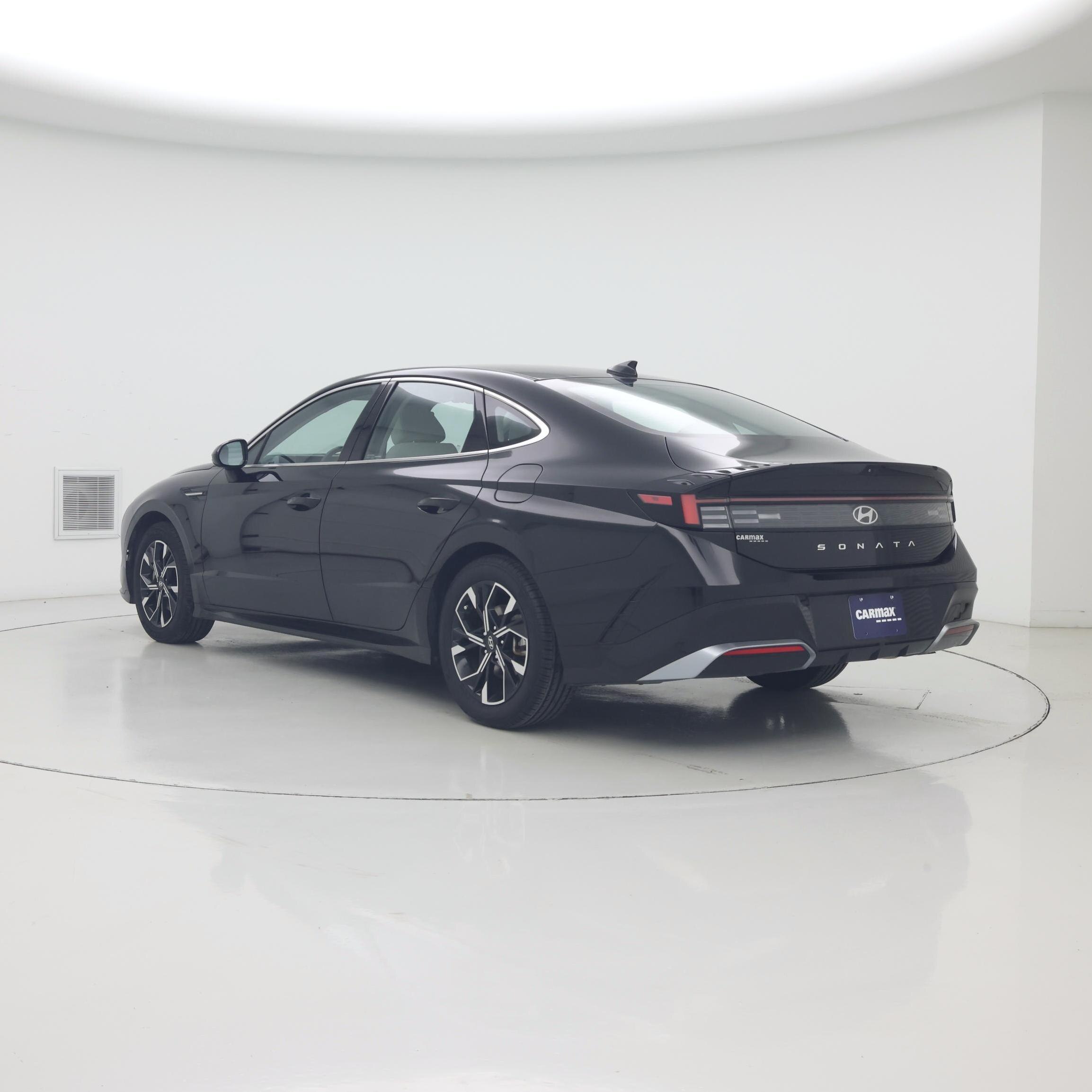 Thumbnail: 2024 Hyundai Sonata - 2