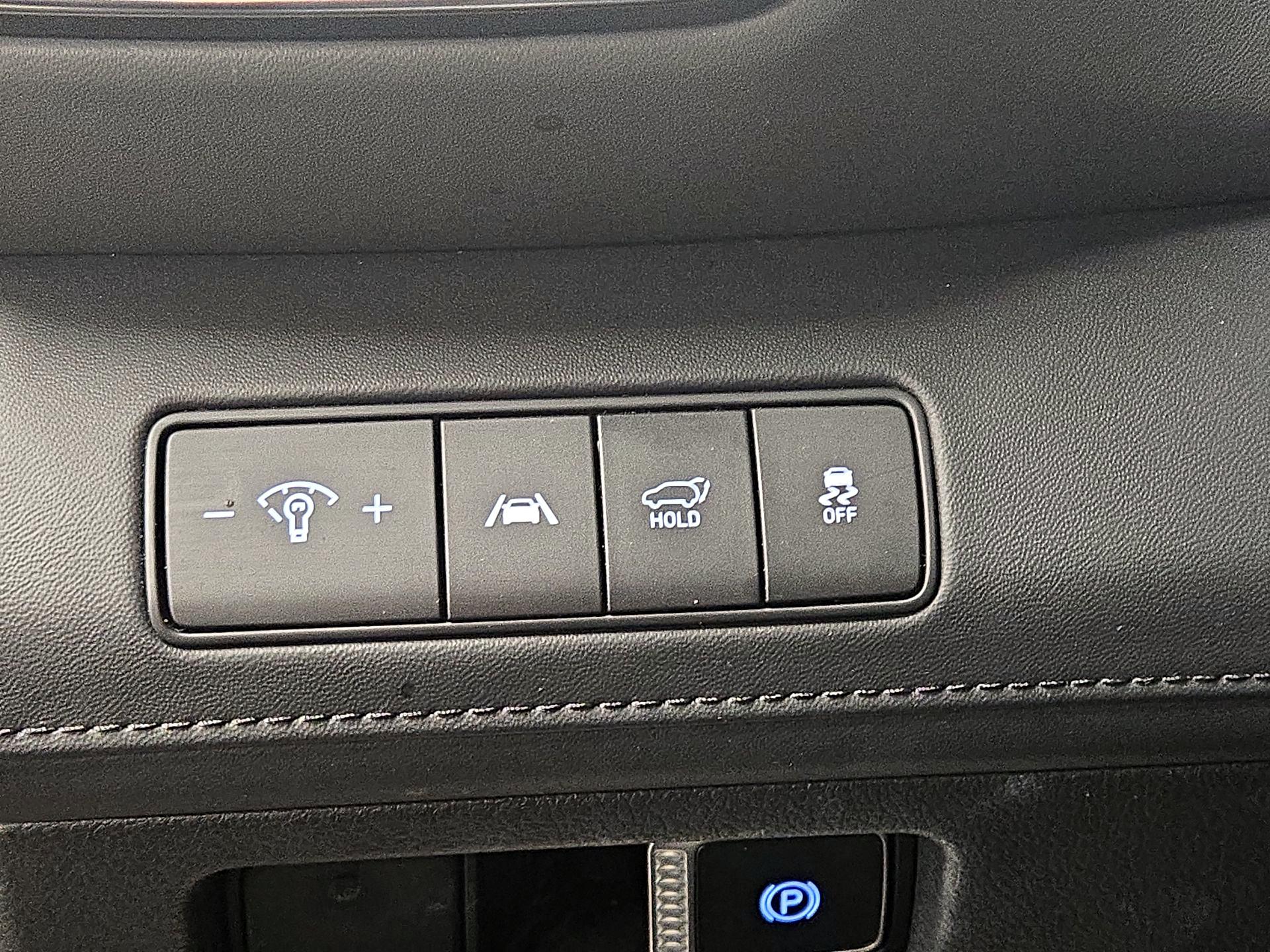 Thumbnail: 2023 Hyundai Santa Fe - 13