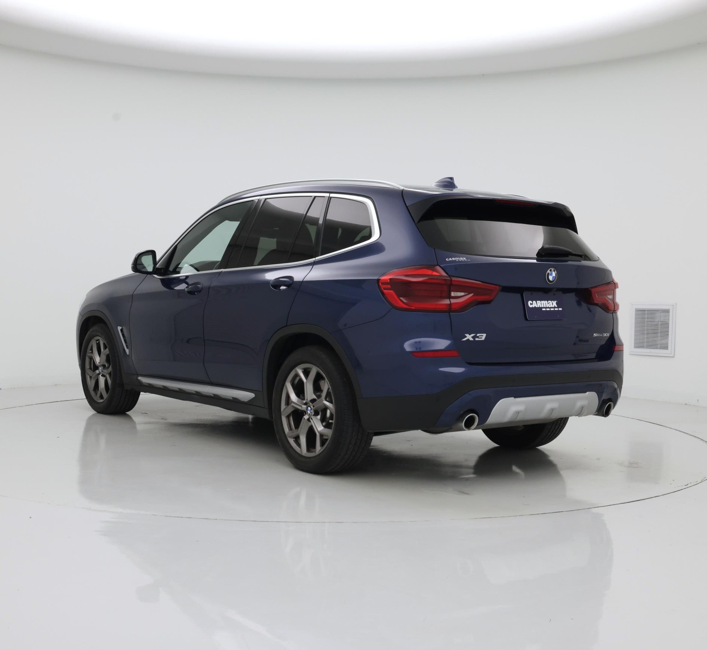 Thumbnail: 2021 BMW X3 - 2