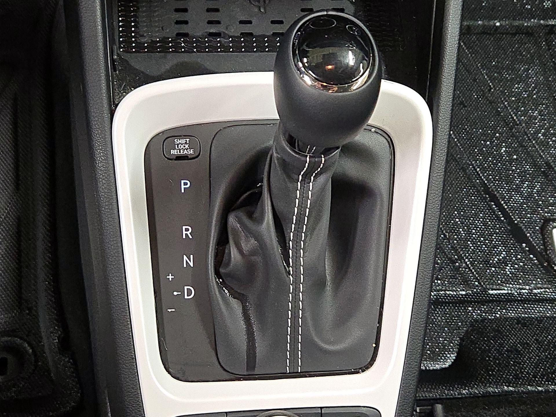 Thumbnail: 2024 Hyundai Venue - 18