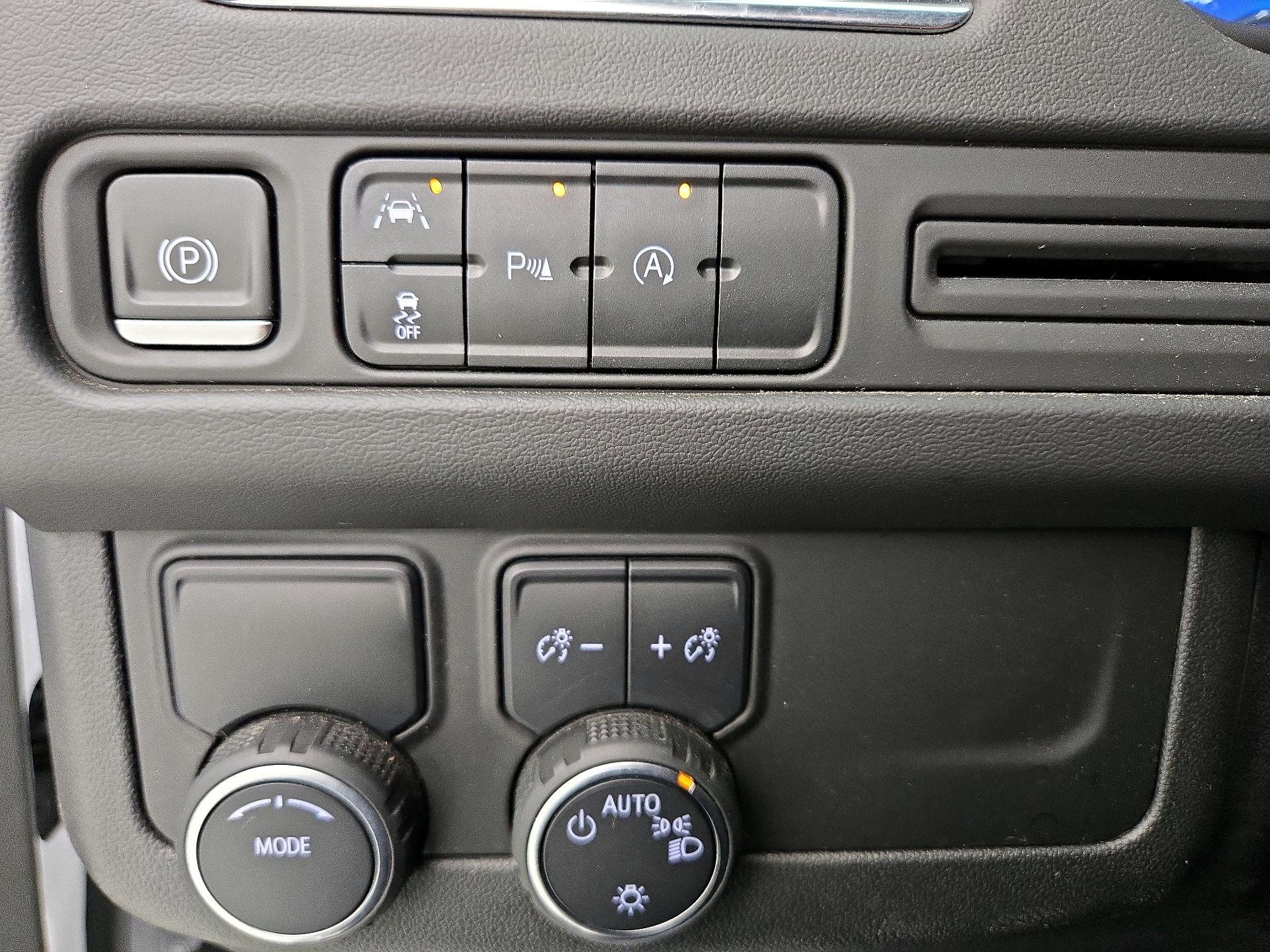 Thumbnail: 2023 Chevrolet Suburban - 13