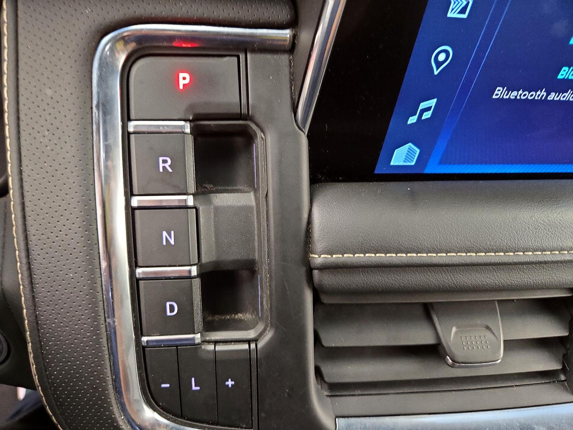 Thumbnail: 2023 Chevrolet Suburban - 17