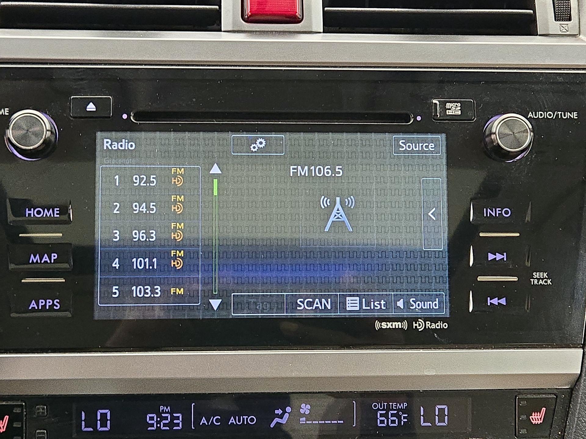 Thumbnail: 2016 Subaru Outback - 16