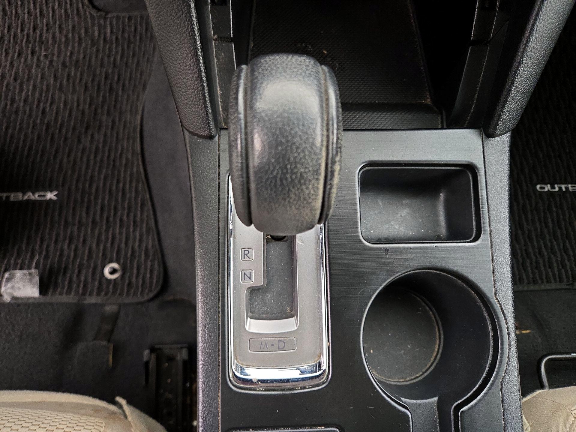 Thumbnail: 2016 Subaru Outback - 18