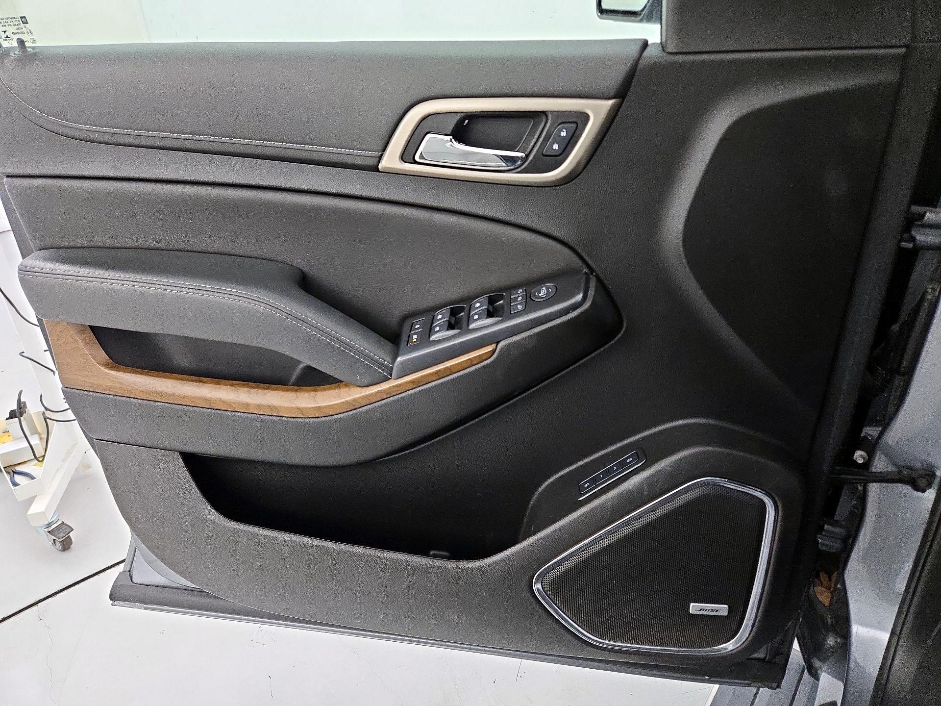 Thumbnail: 2019 GMC Yukon - 12