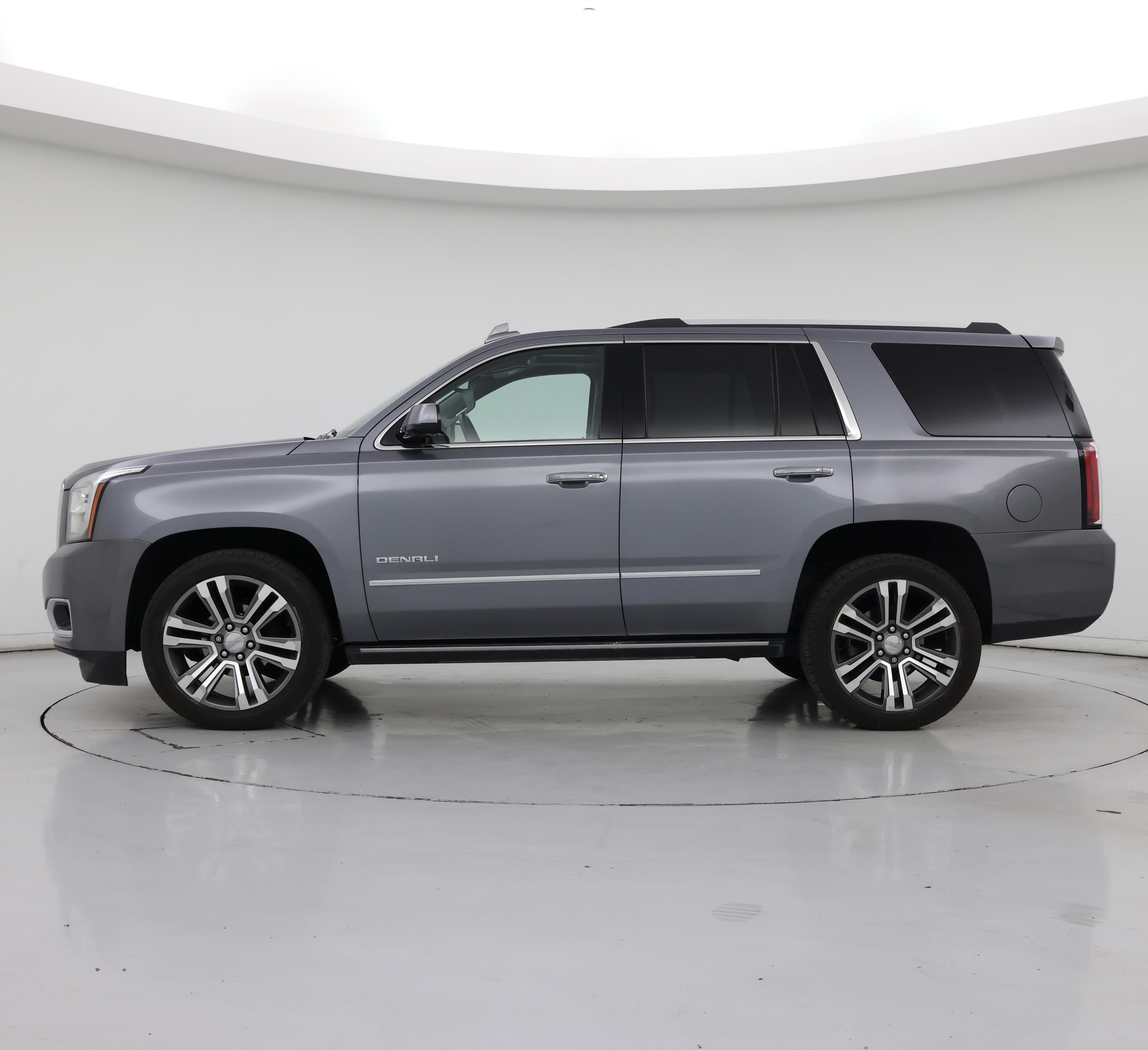 Thumbnail: 2019 GMC Yukon - 3