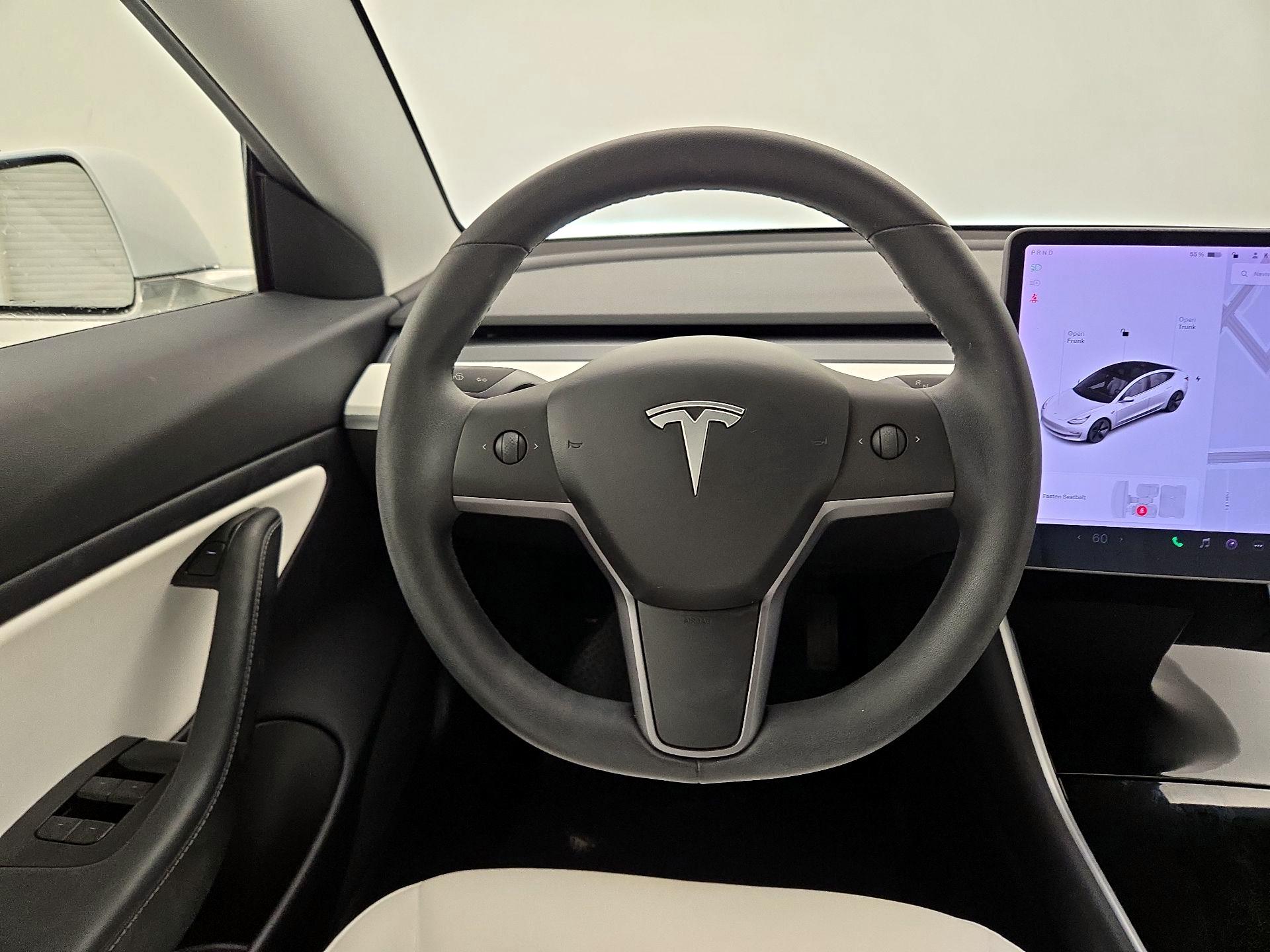 Thumbnail: 2020 Tesla Model 3 - 10