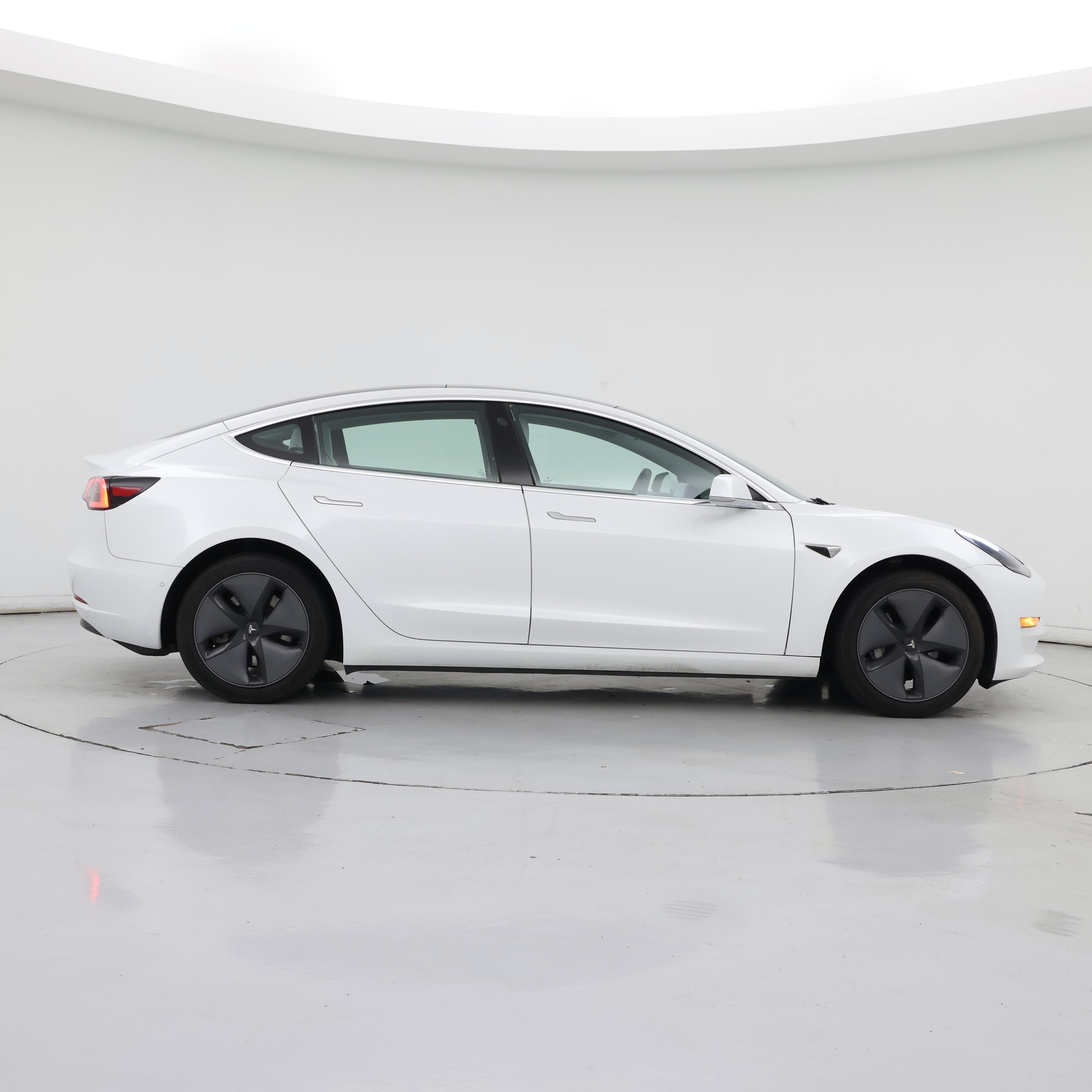 Thumbnail: 2020 Tesla Model 3 - 7