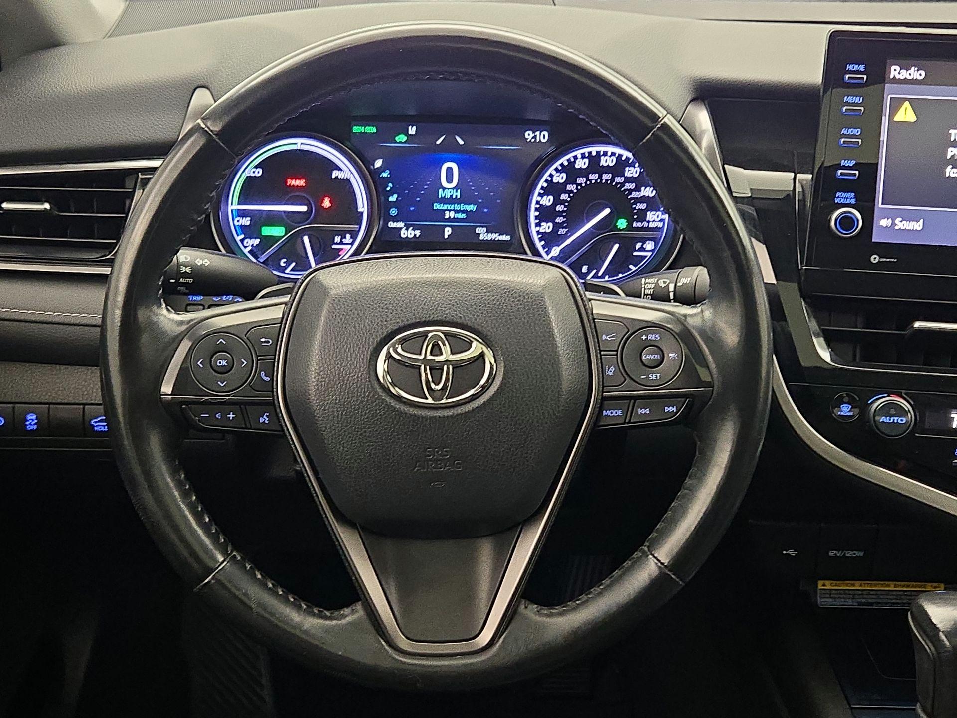 Thumbnail: 2021 Toyota Camry - 10