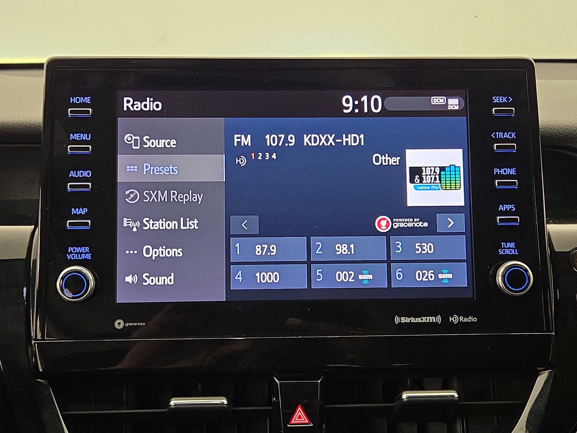 Thumbnail: 2021 Toyota Camry - 15