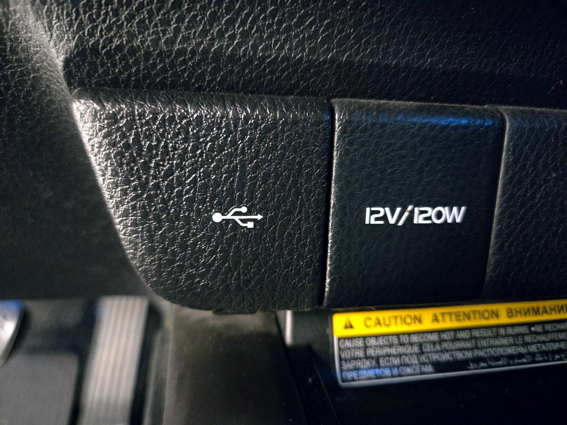 Thumbnail: 2021 Toyota Camry - 18