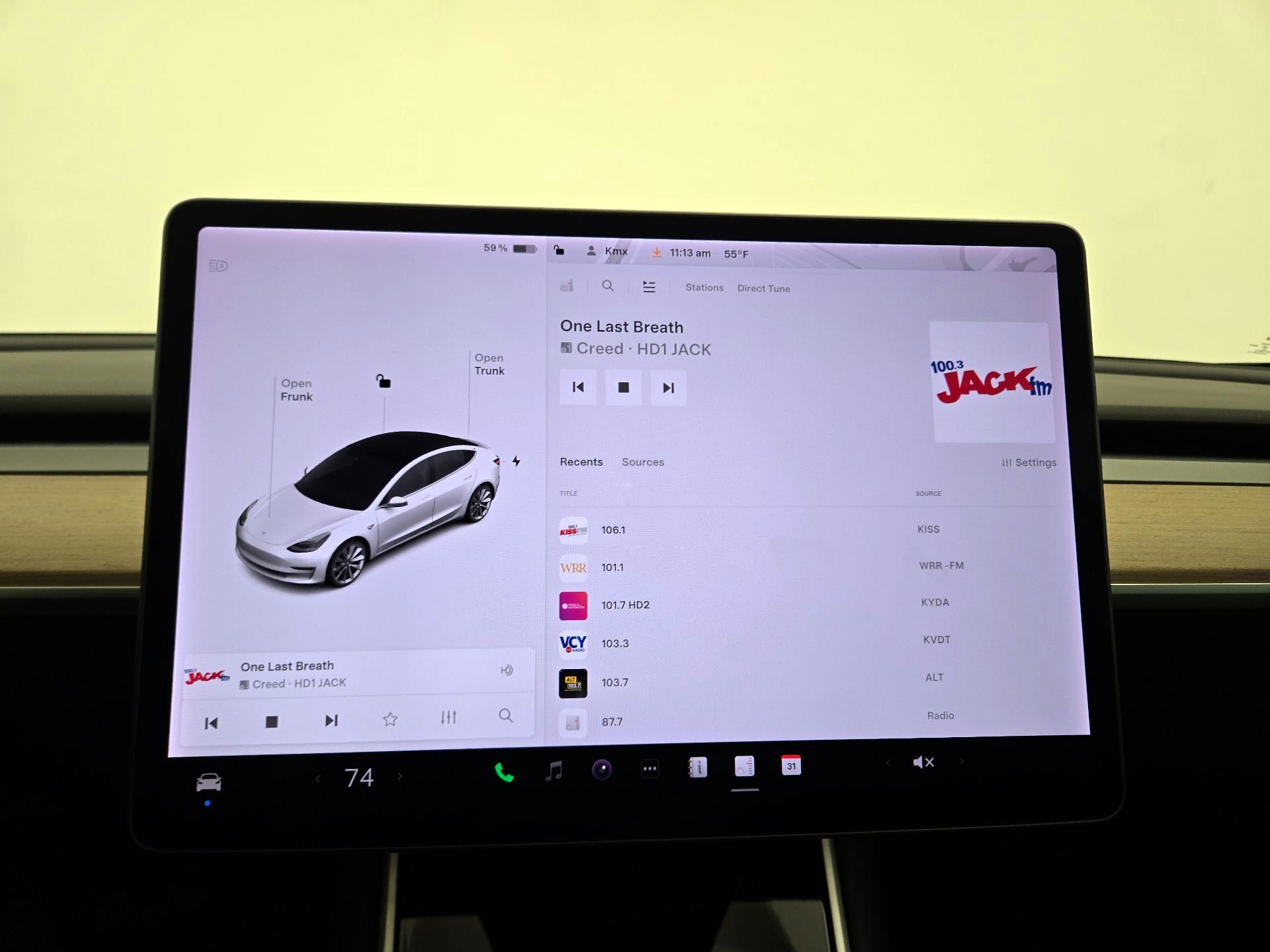 Thumbnail: 2019 Tesla Model 3 - 15