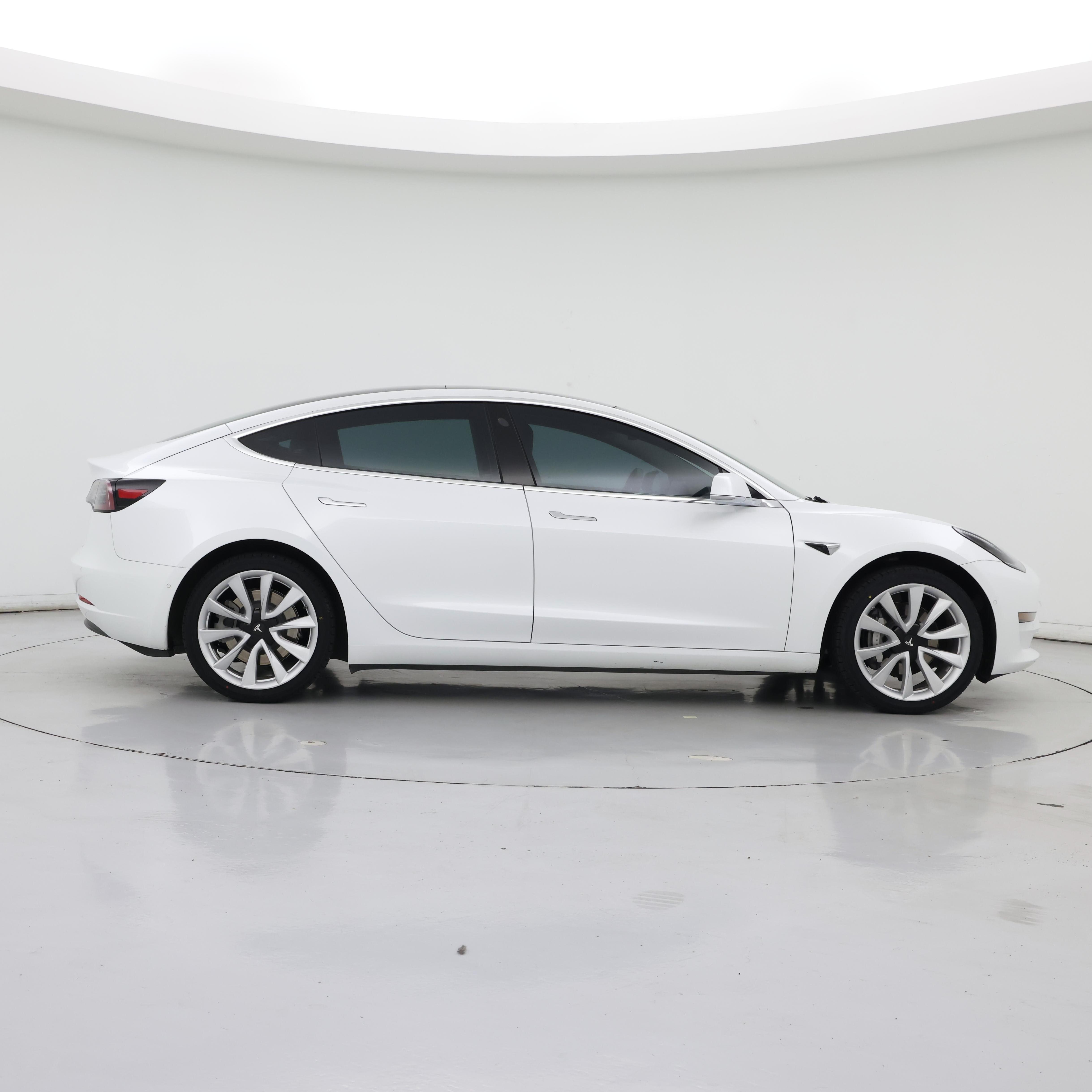 Thumbnail: 2019 Tesla Model 3 - 7