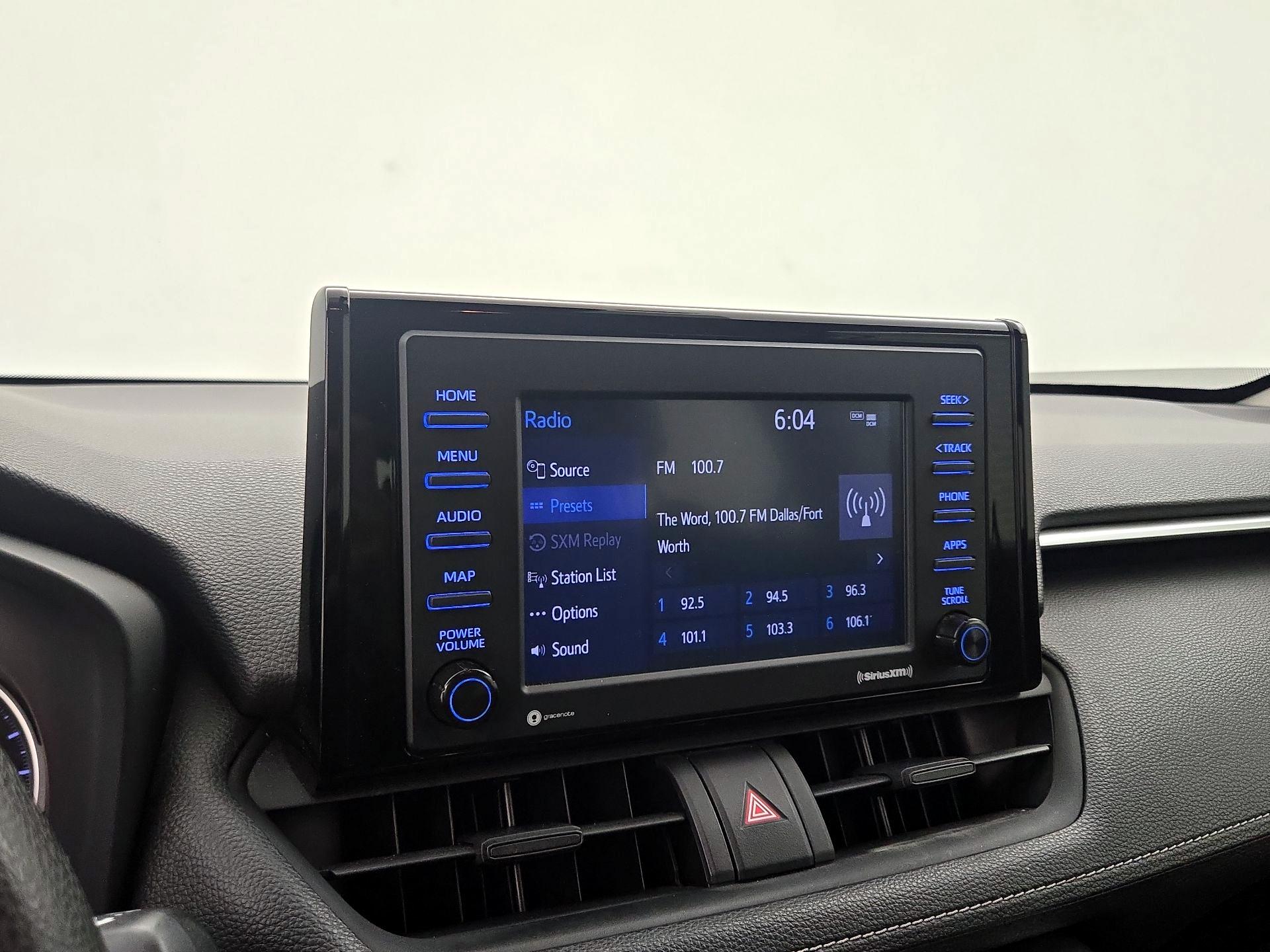 Thumbnail: 2021 Toyota RAV4 - 15