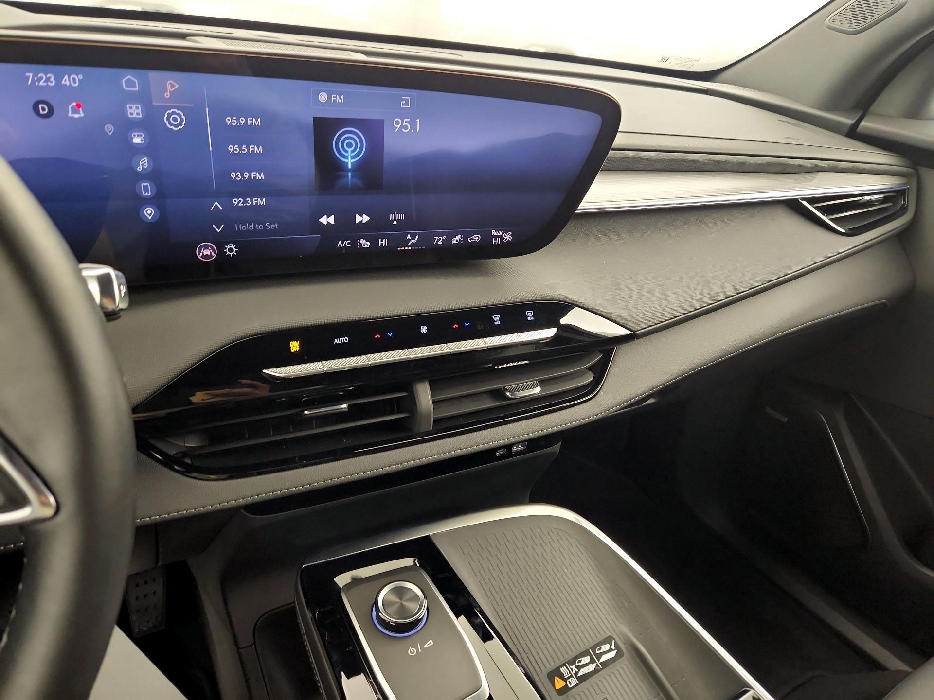 Thumbnail: 2025 Buick Enclave - 15