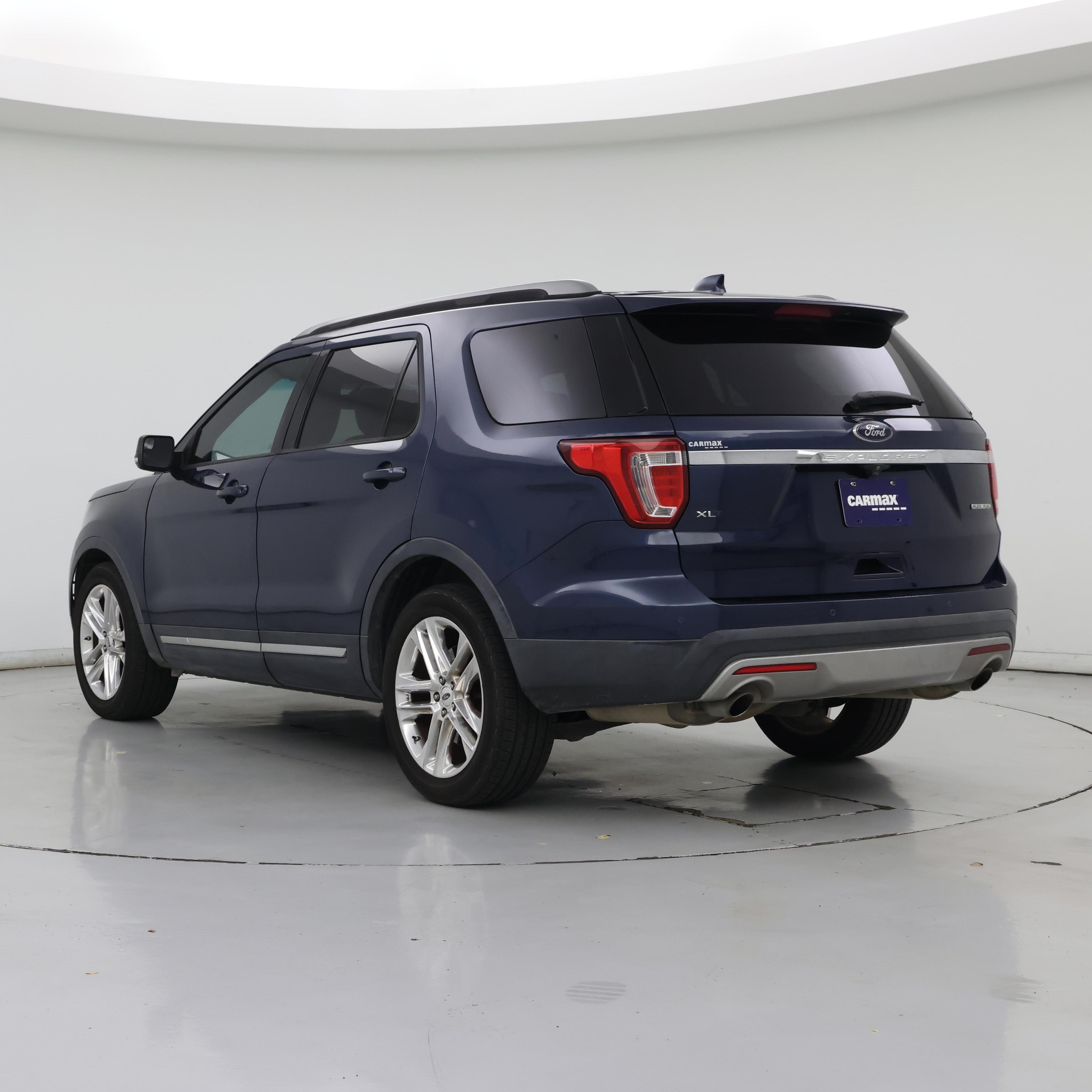 Thumbnail: 2016 Ford Explorer - 2