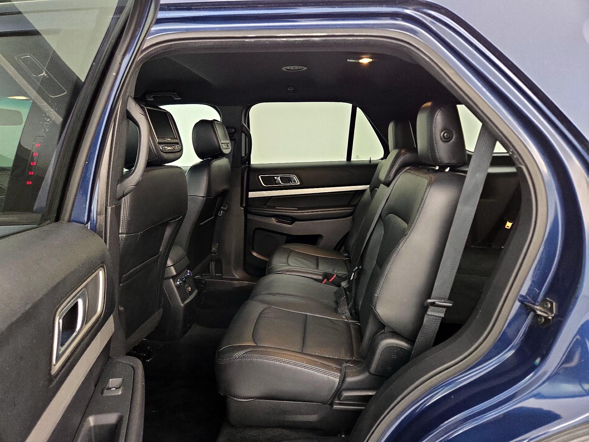 Thumbnail: 2016 Ford Explorer - 19