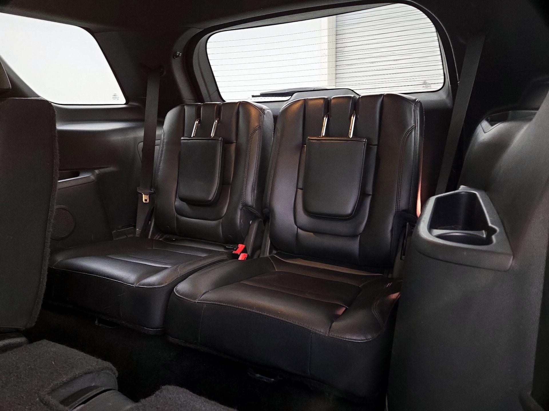 Thumbnail: 2016 Ford Explorer - 20