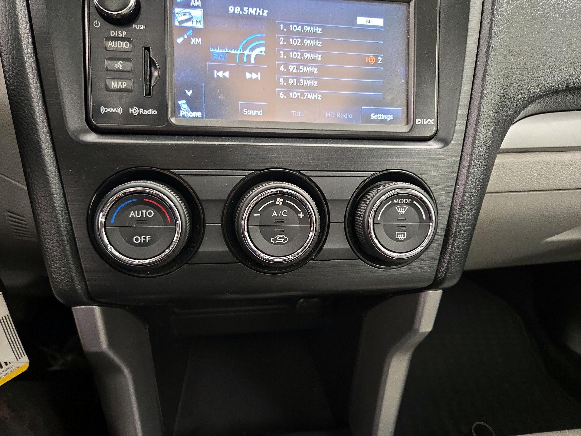 Thumbnail: 2015 Subaru Forester - 17