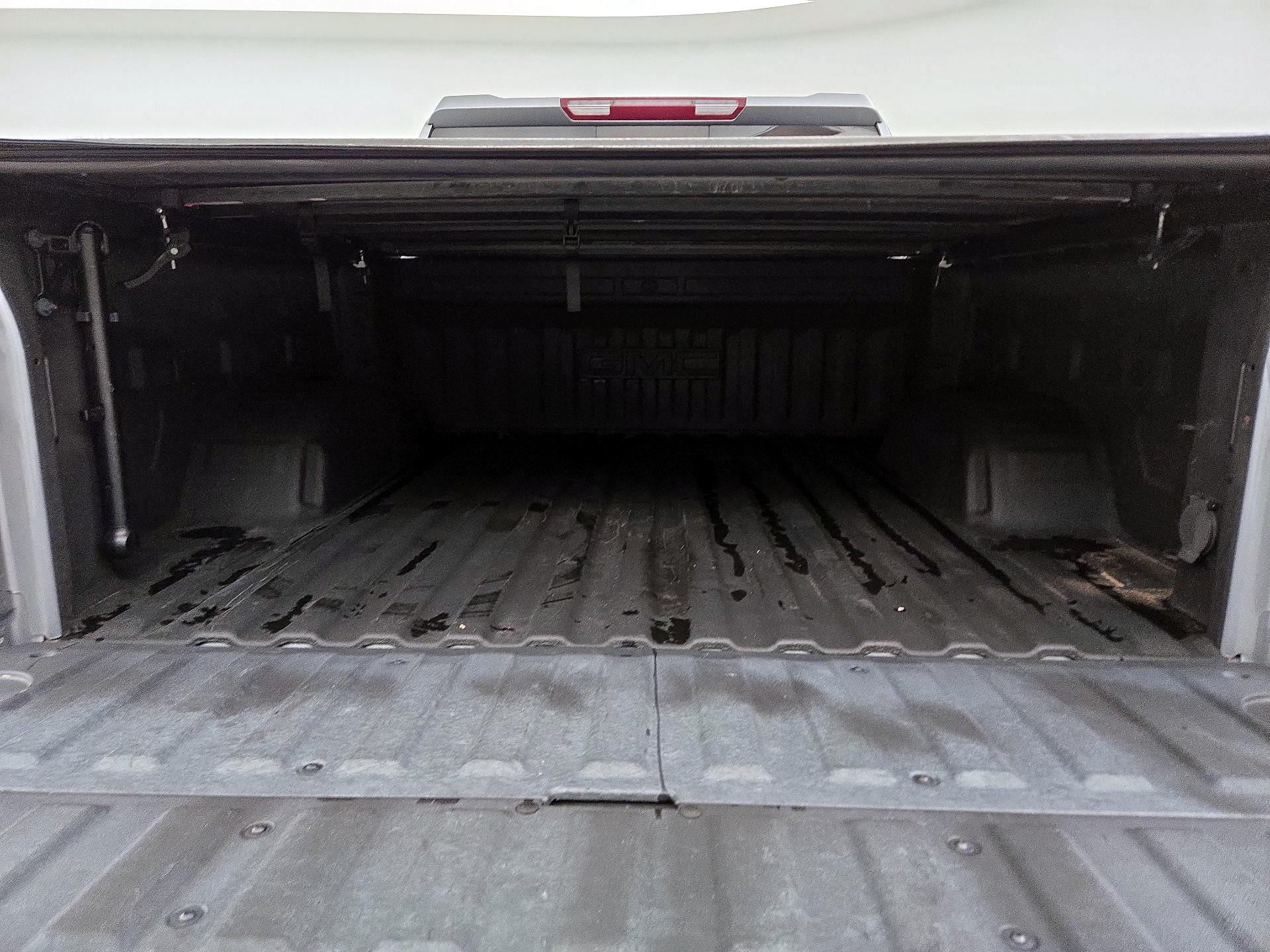 Thumbnail: 2023 GMC Sierra 1500 - 20