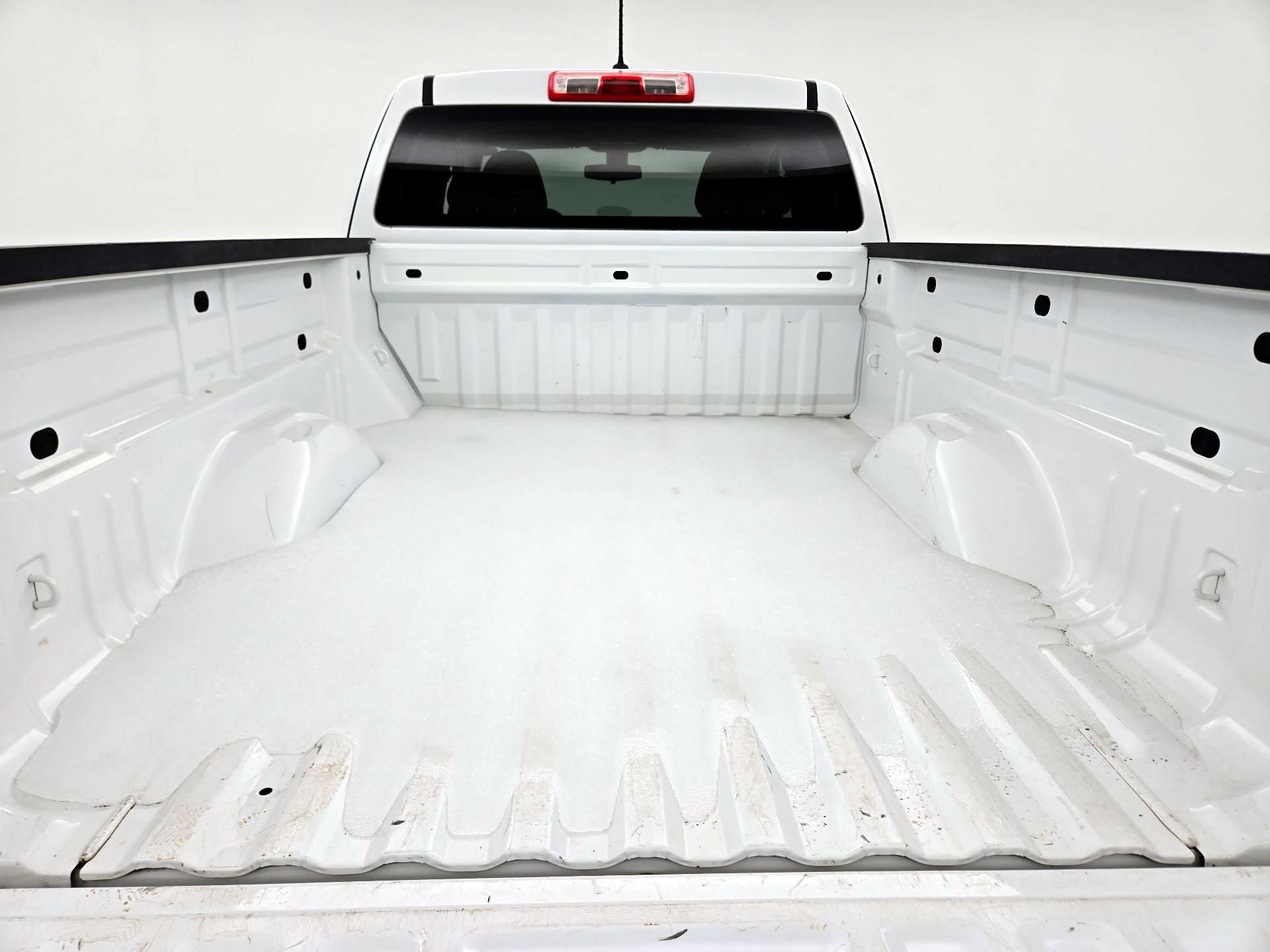 Thumbnail: 2019 Chevrolet Colorado - 20