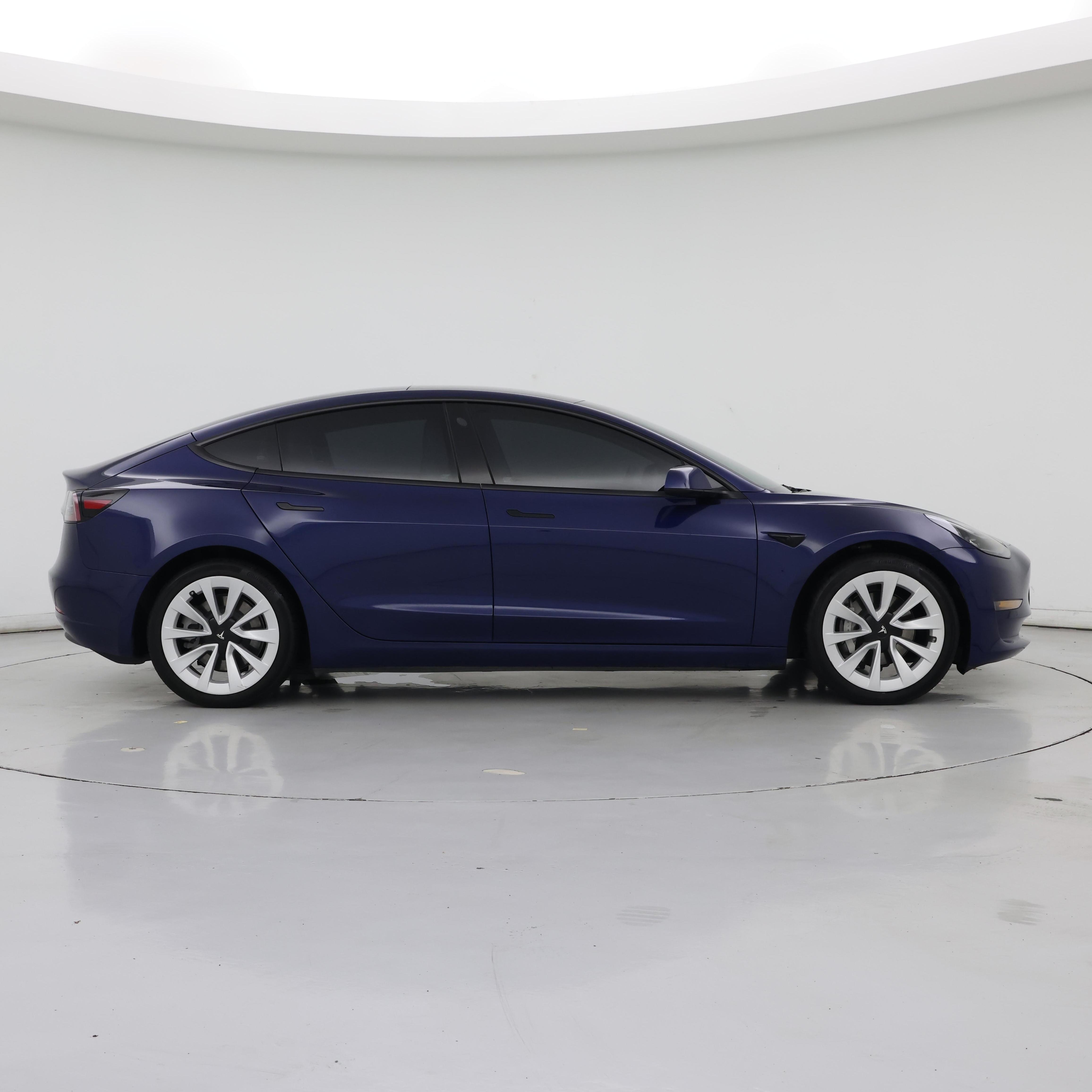 Thumbnail: 2022 Tesla Model 3 - 7