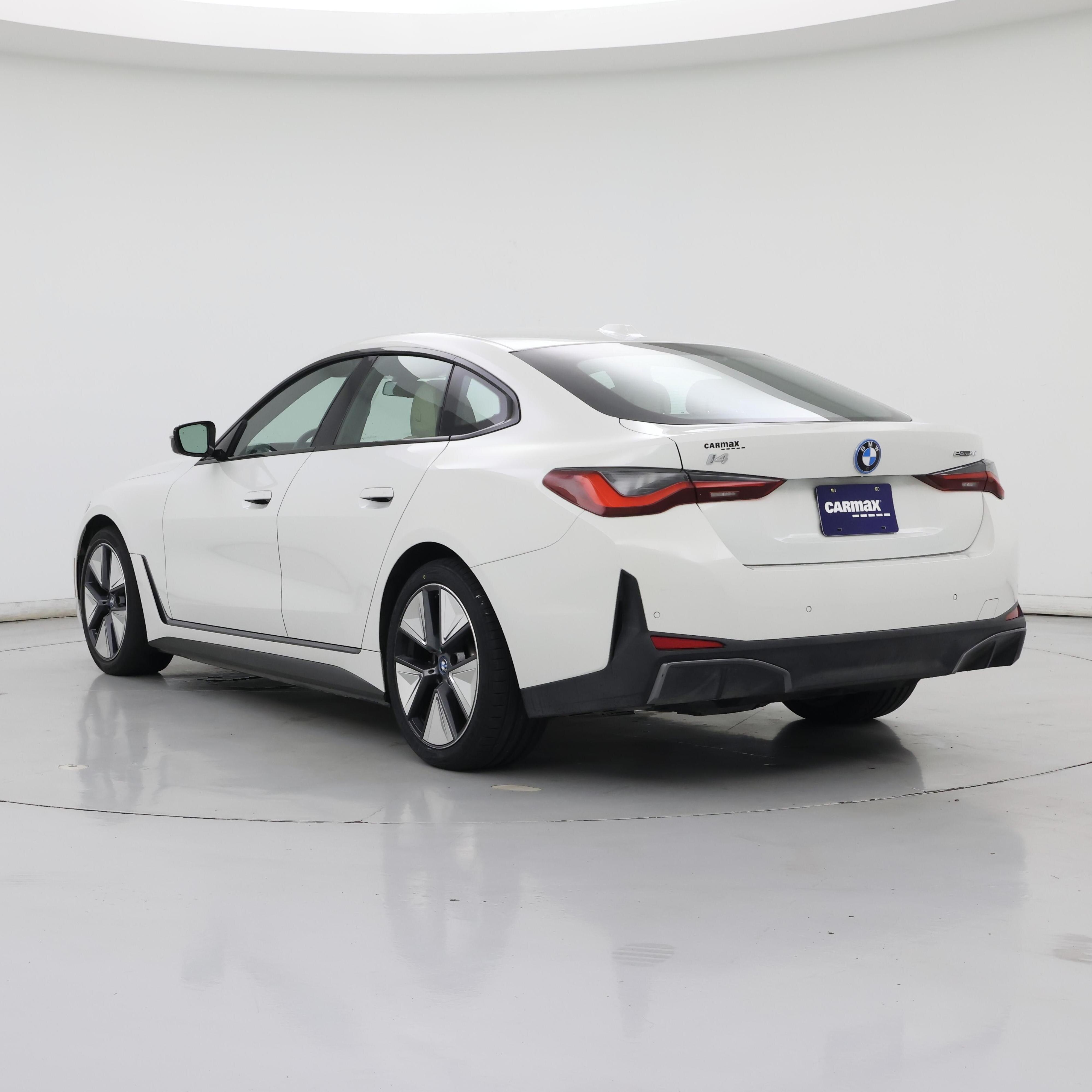 Thumbnail: 2023 BMW i4 - 2