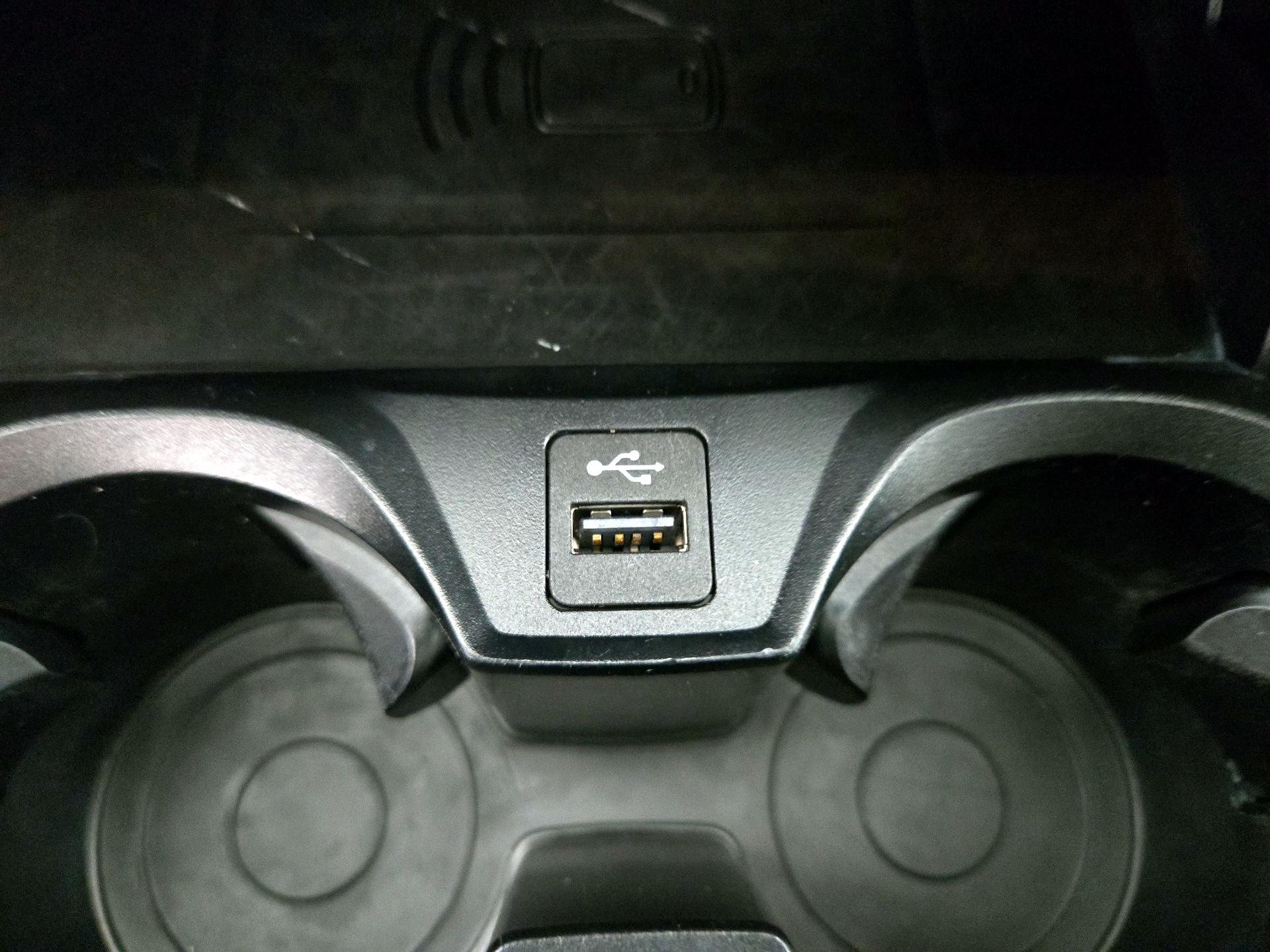 Thumbnail: 2023 BMW i4 - 19