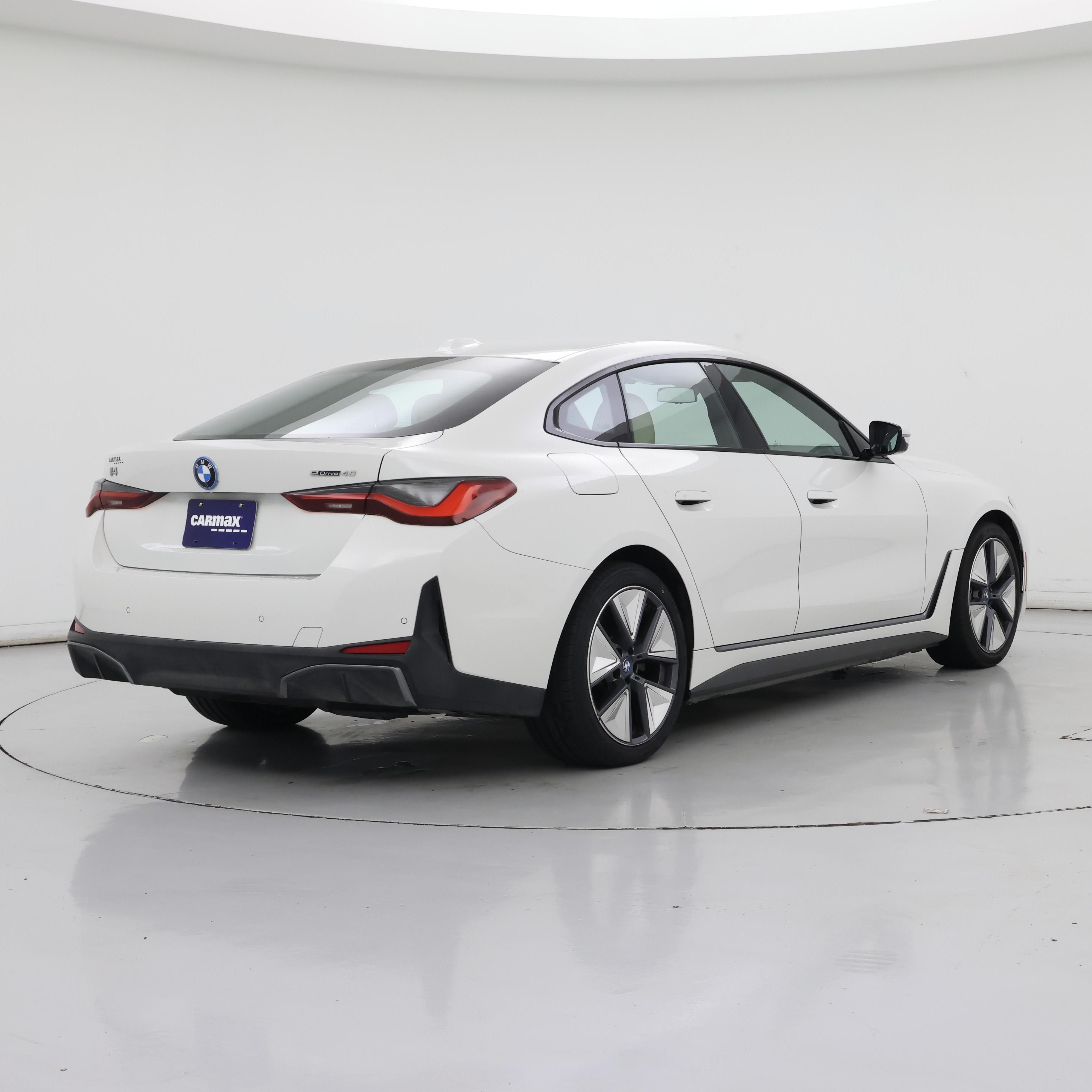 Thumbnail: 2023 BMW i4 - 8