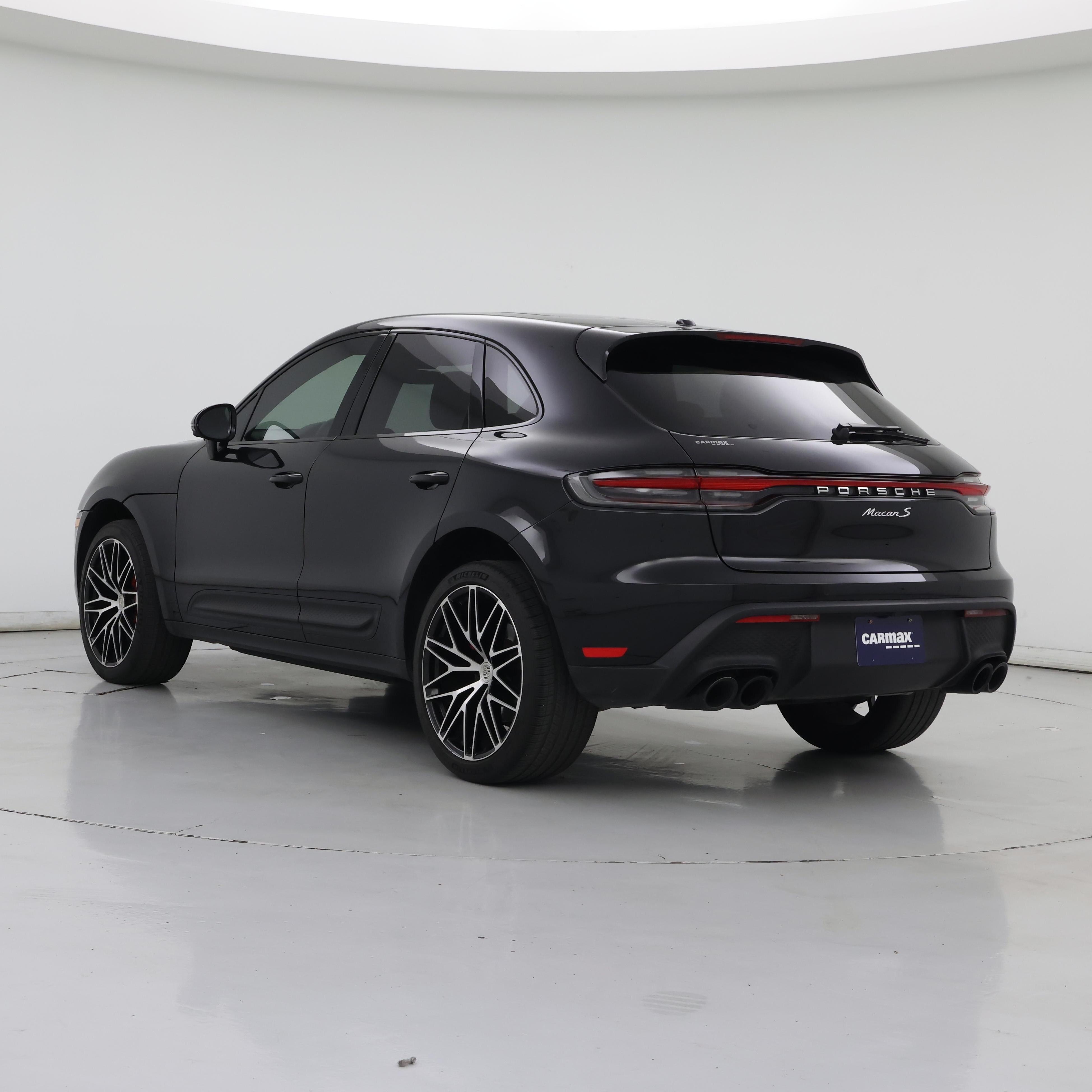 Thumbnail: 2022 Porsche Macan - 2