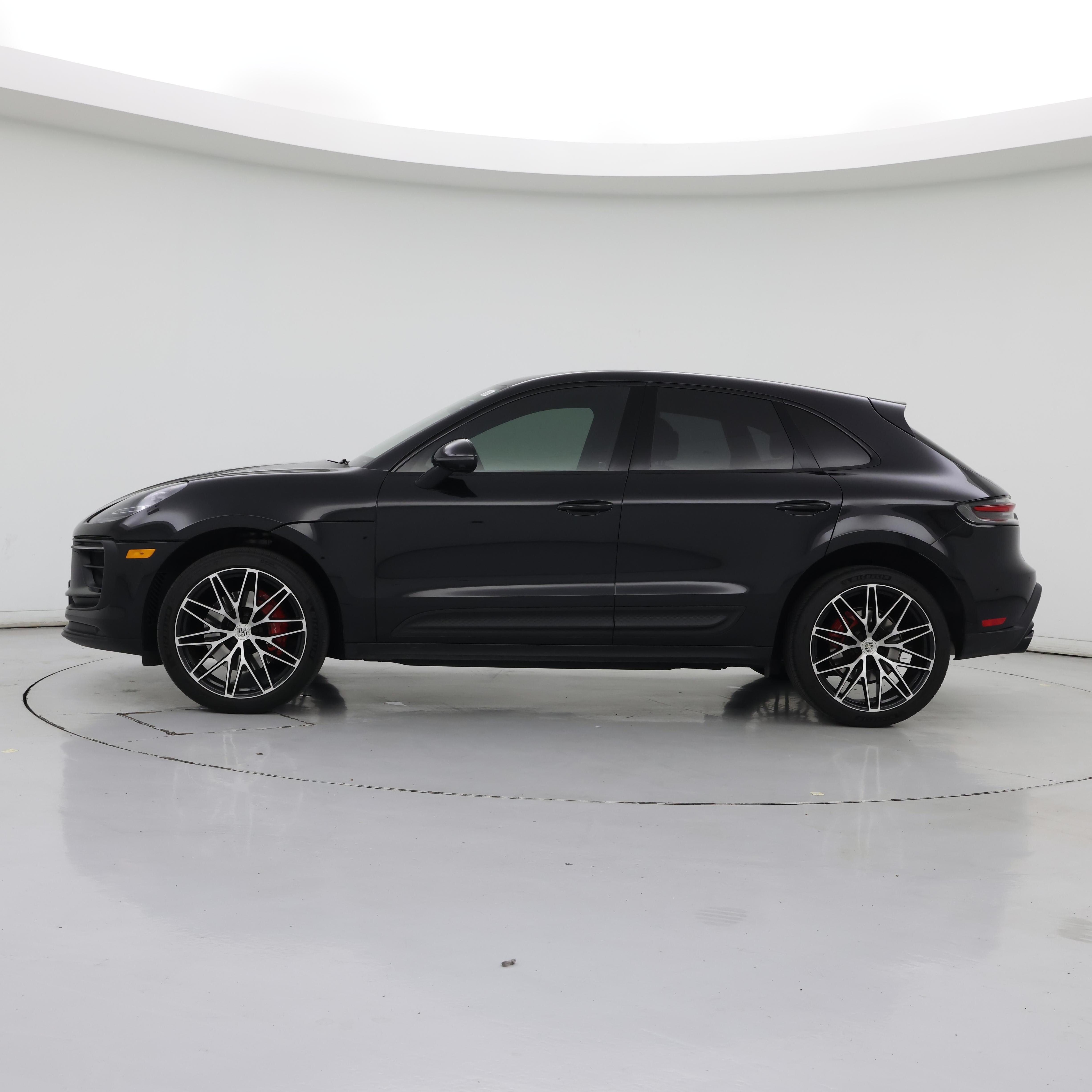 Thumbnail: 2022 Porsche Macan - 3